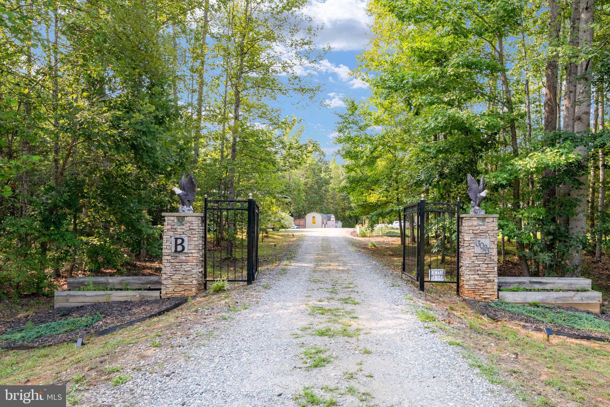 13023 STONEWALL JACKSON ROAD