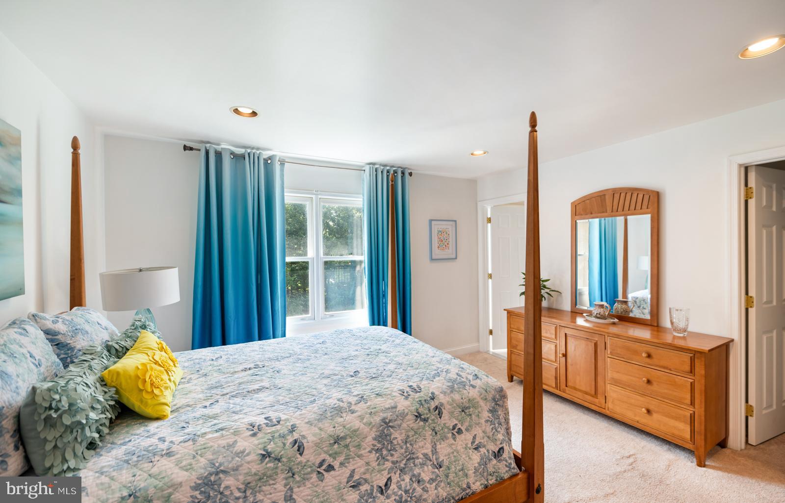 ESTS AT CEDAR HILL - Residential