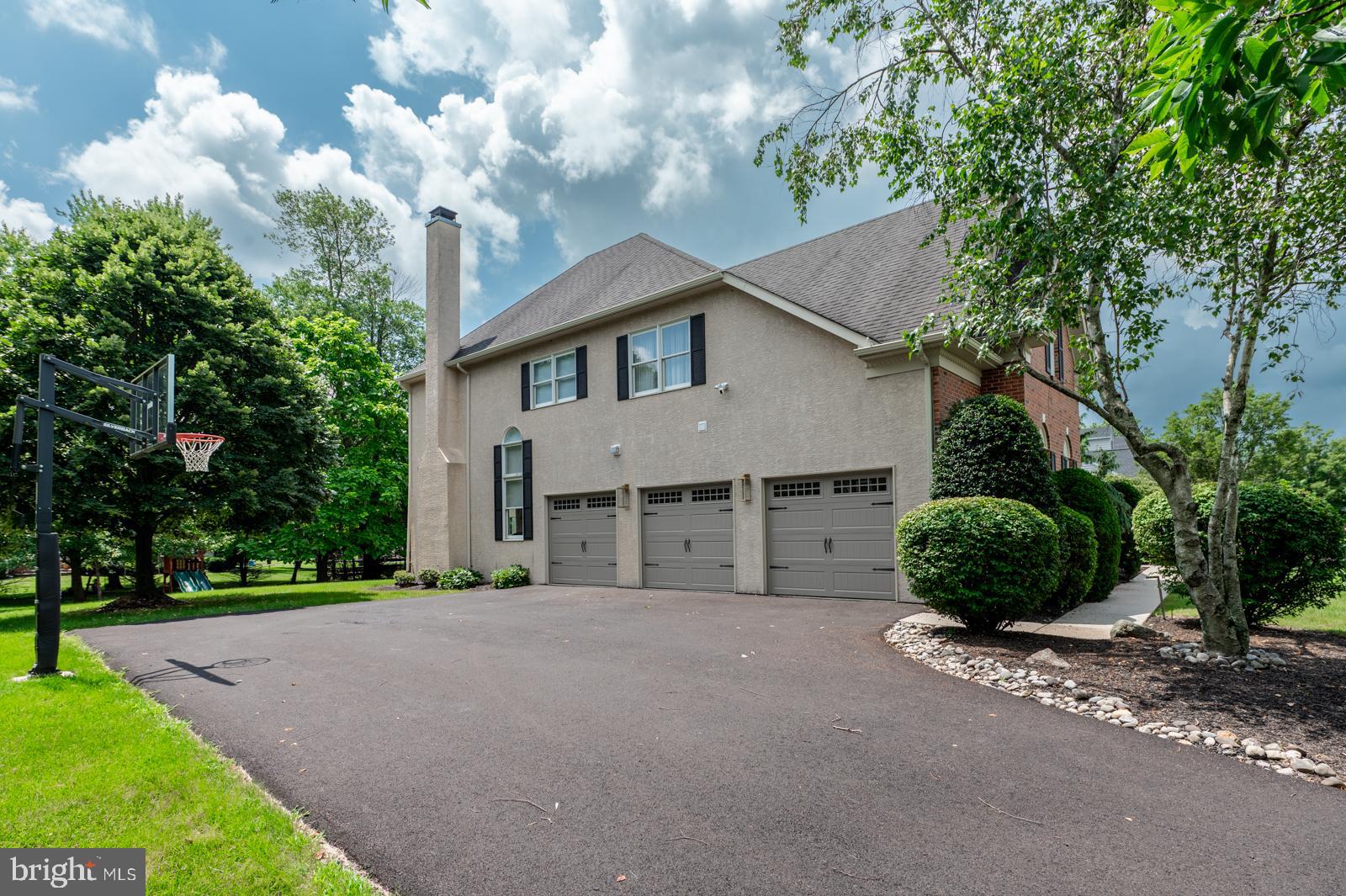 ESTS AT CEDAR HILL - Residential