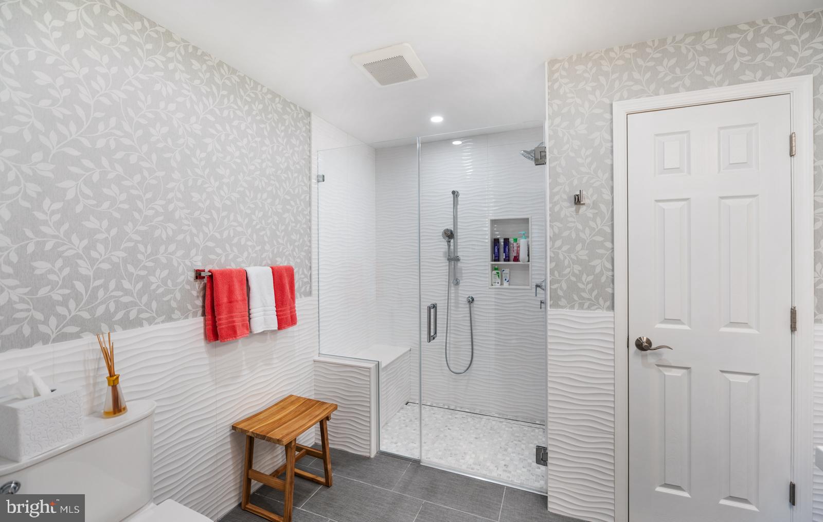 ESTS AT CEDAR HILL - Residential