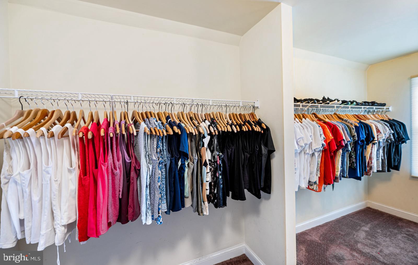 ESTS AT CEDAR HILL - Residential