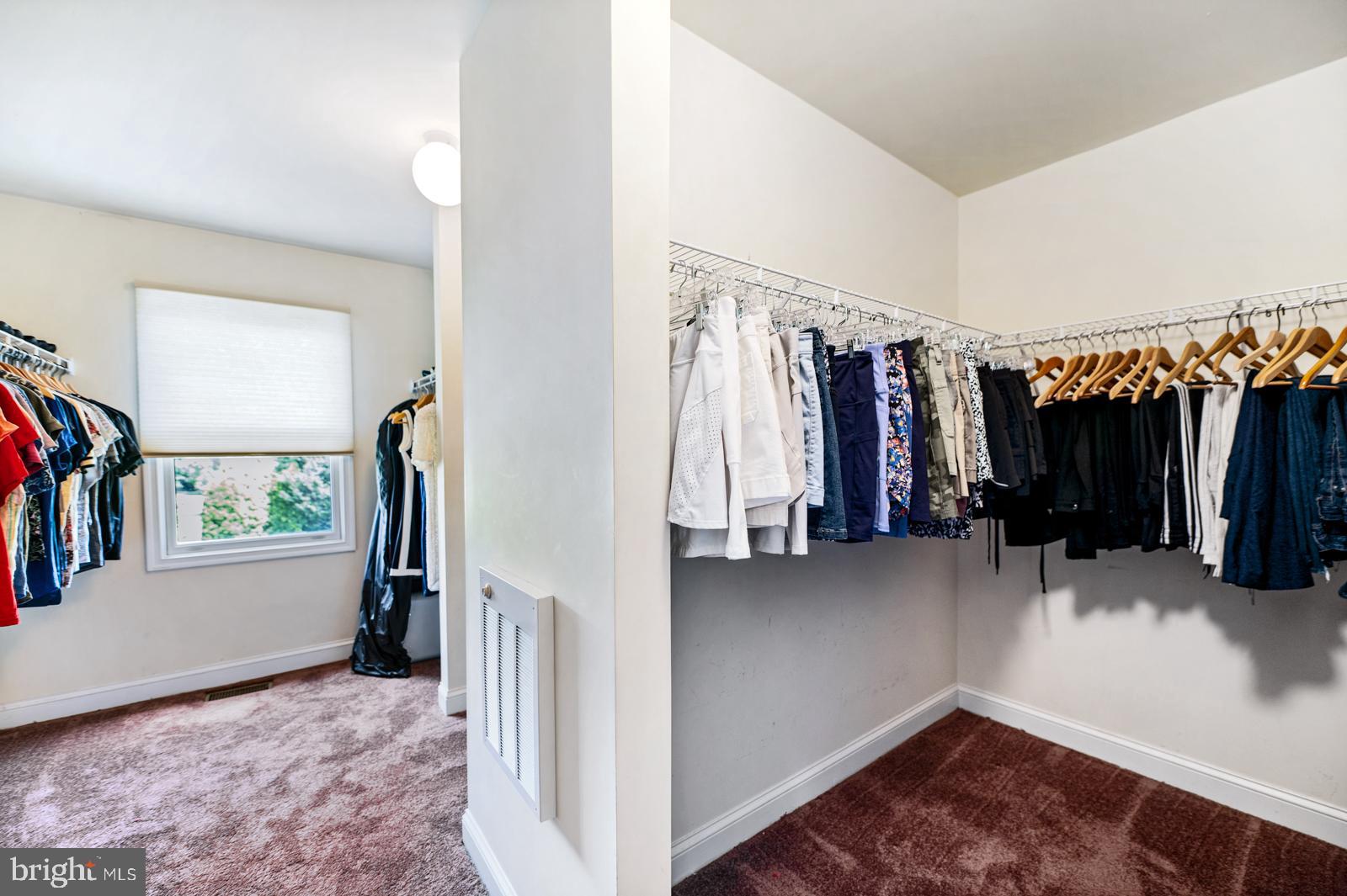 ESTS AT CEDAR HILL - Residential