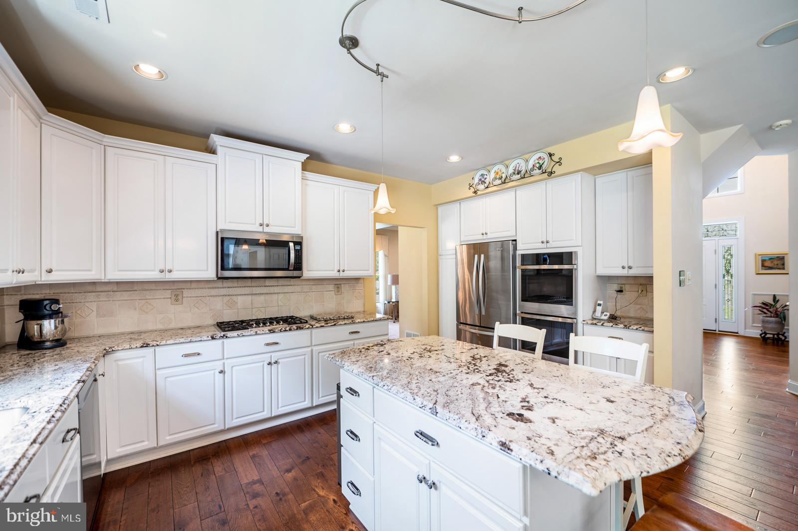 ESTS AT CEDAR HILL - Residential