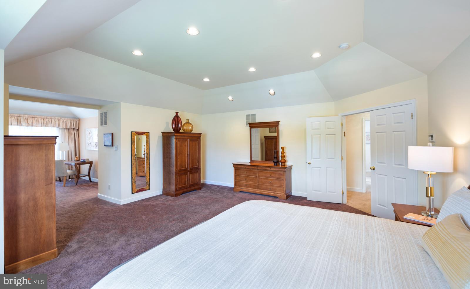 ESTS AT CEDAR HILL - Residential