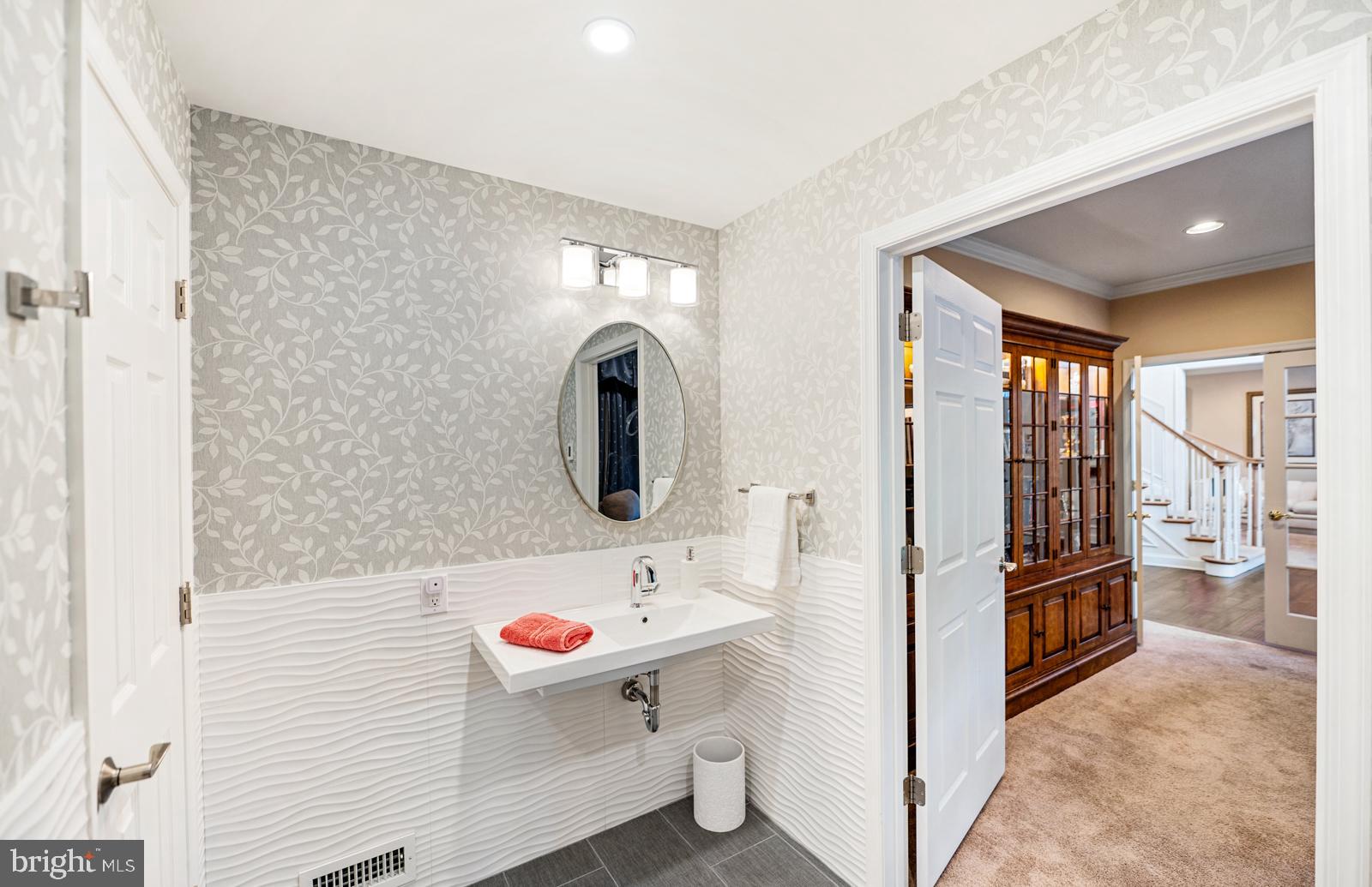 ESTS AT CEDAR HILL - Residential