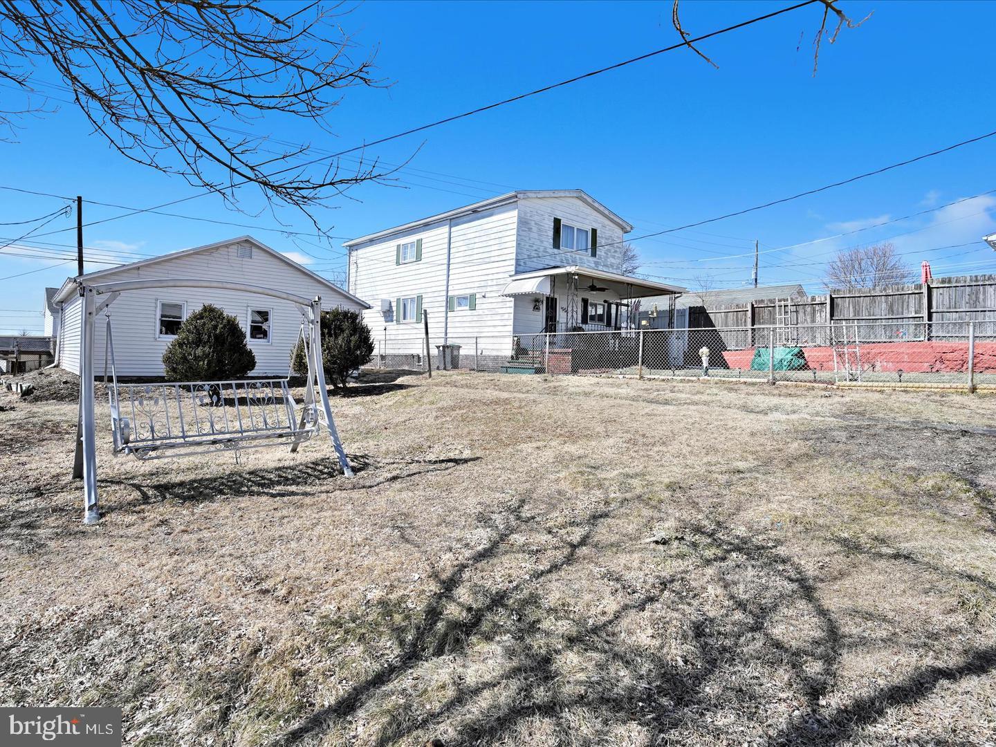 FRACKVILLE - Residential