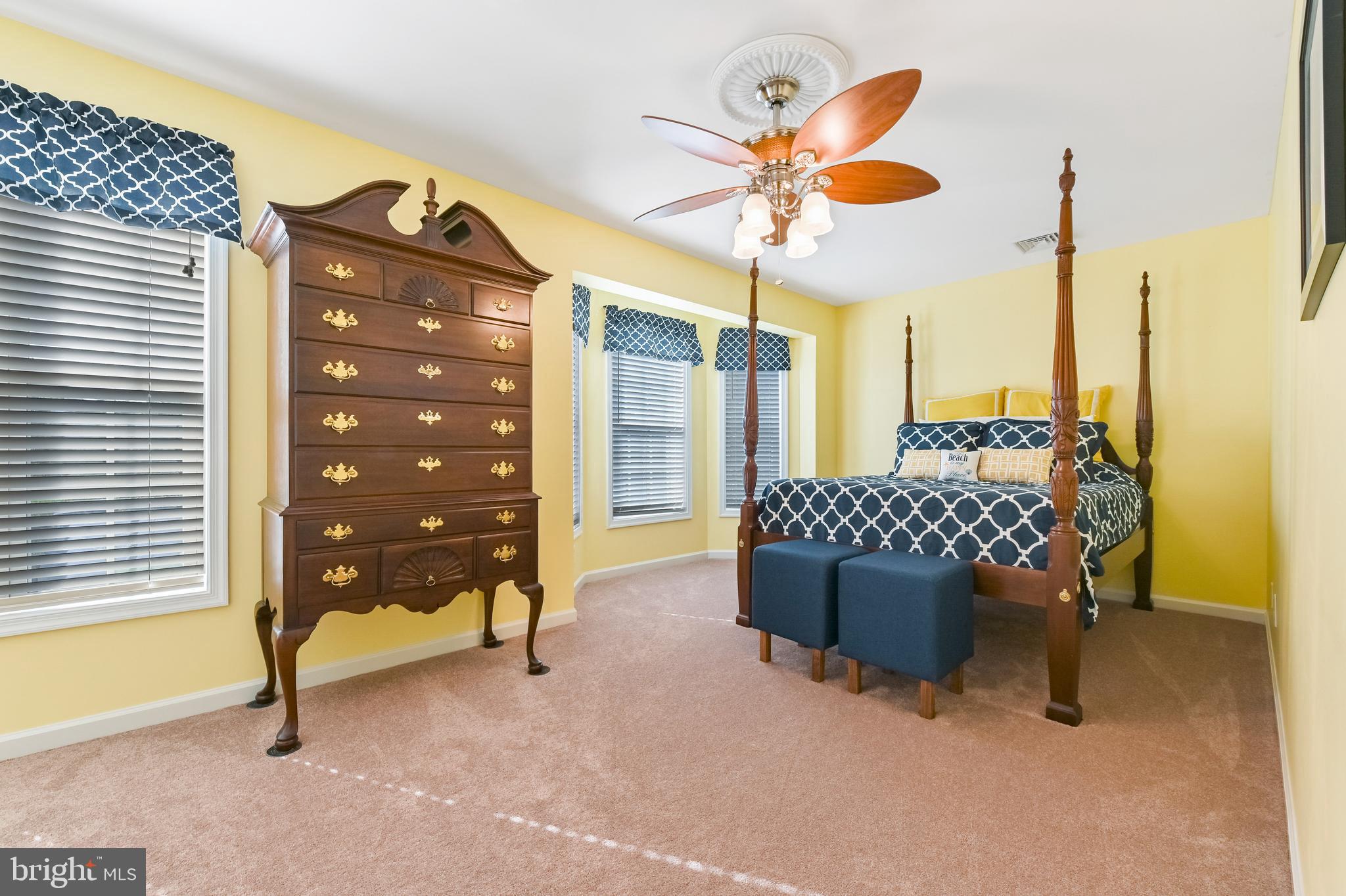 PONDER COVE - Residential