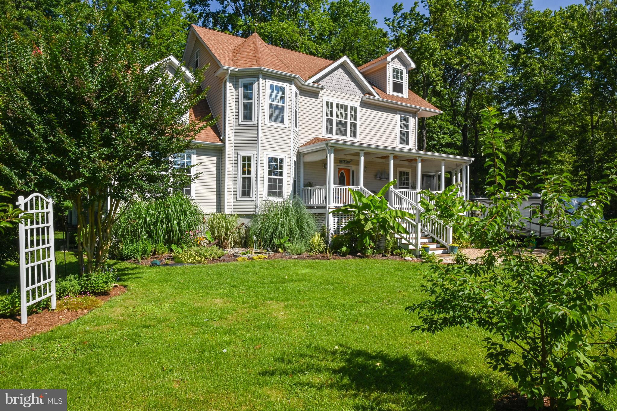 PONDER COVE - Residential