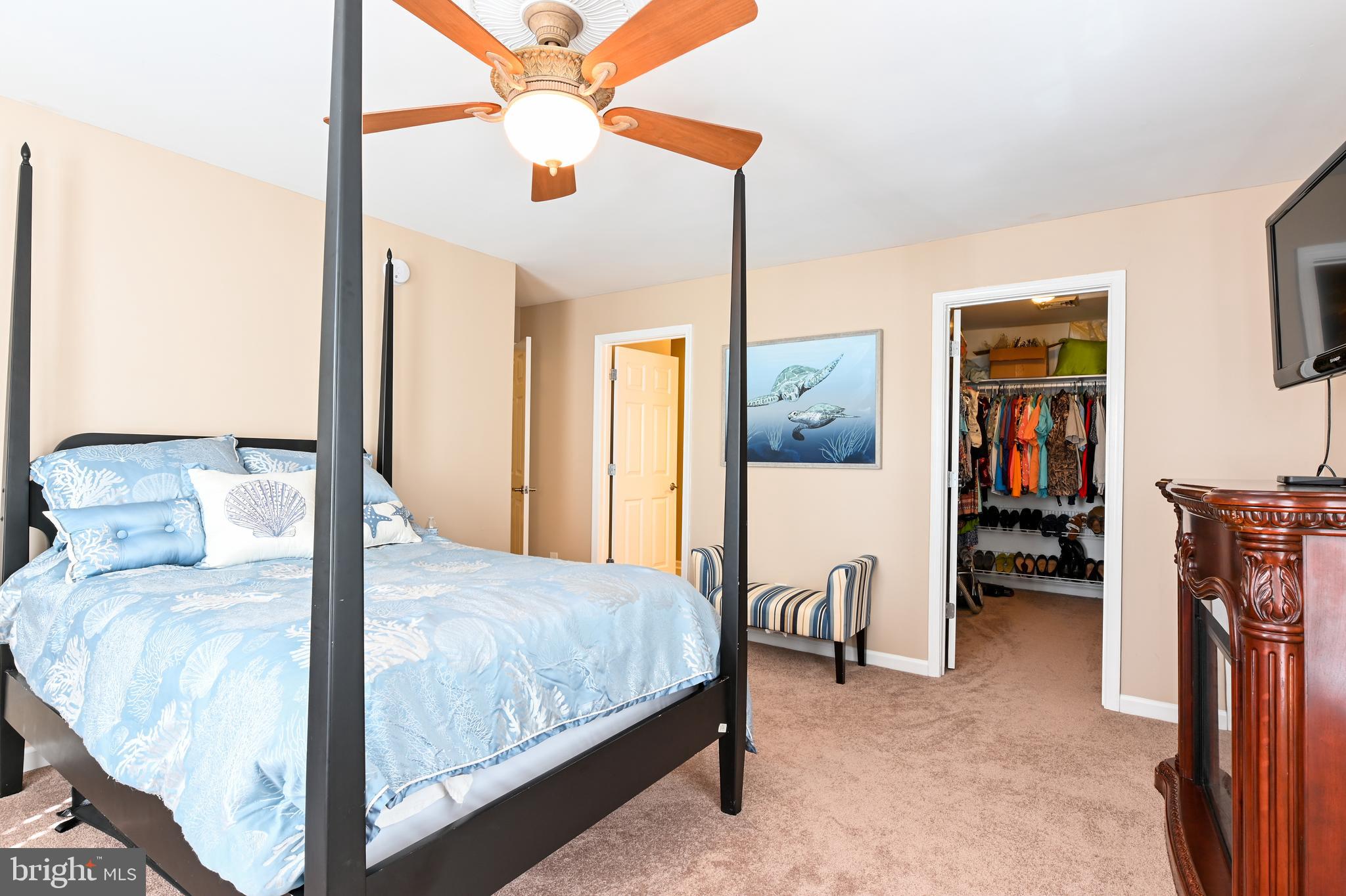 PONDER COVE - Residential