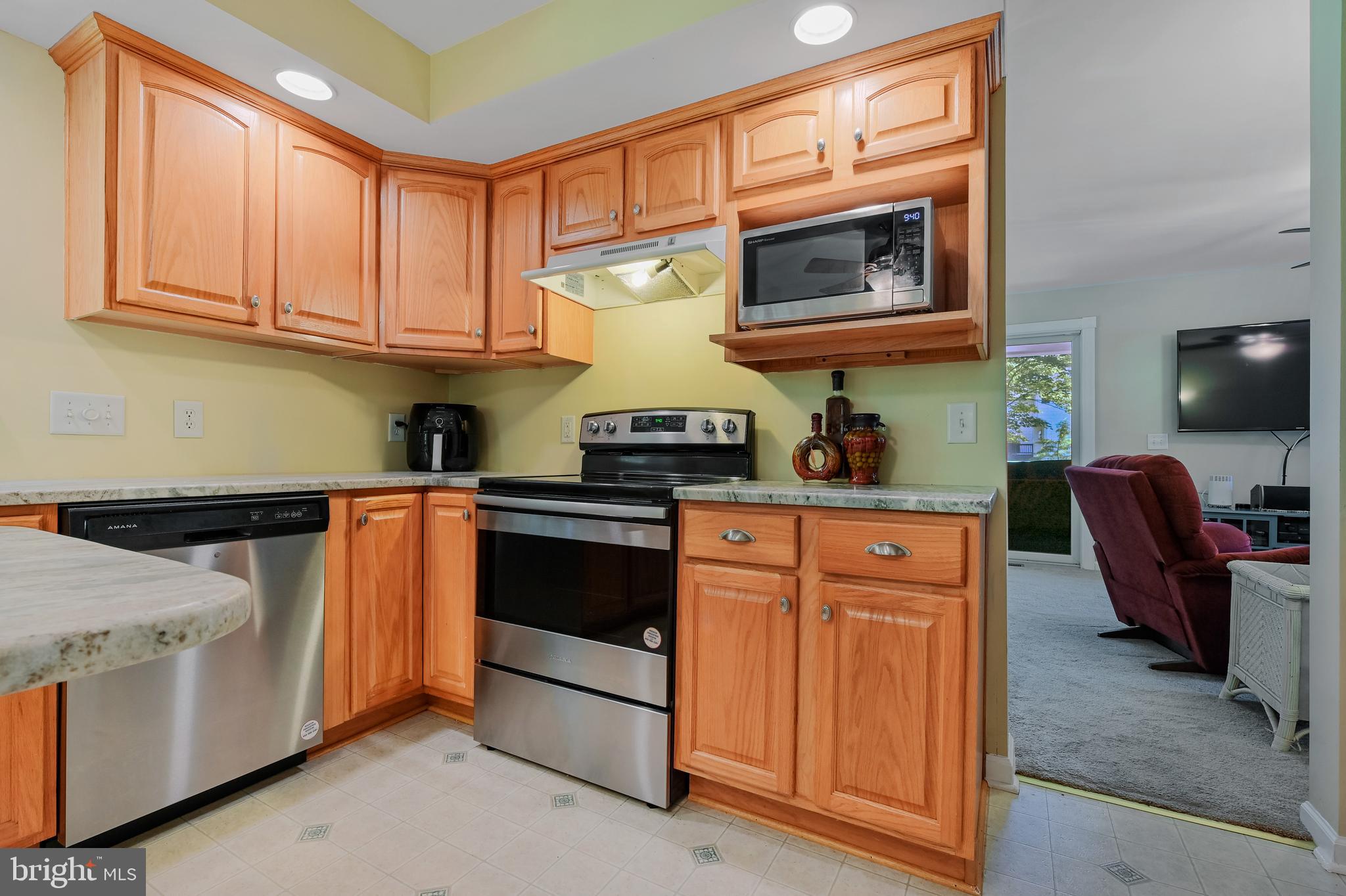 PONDER COVE - Residential