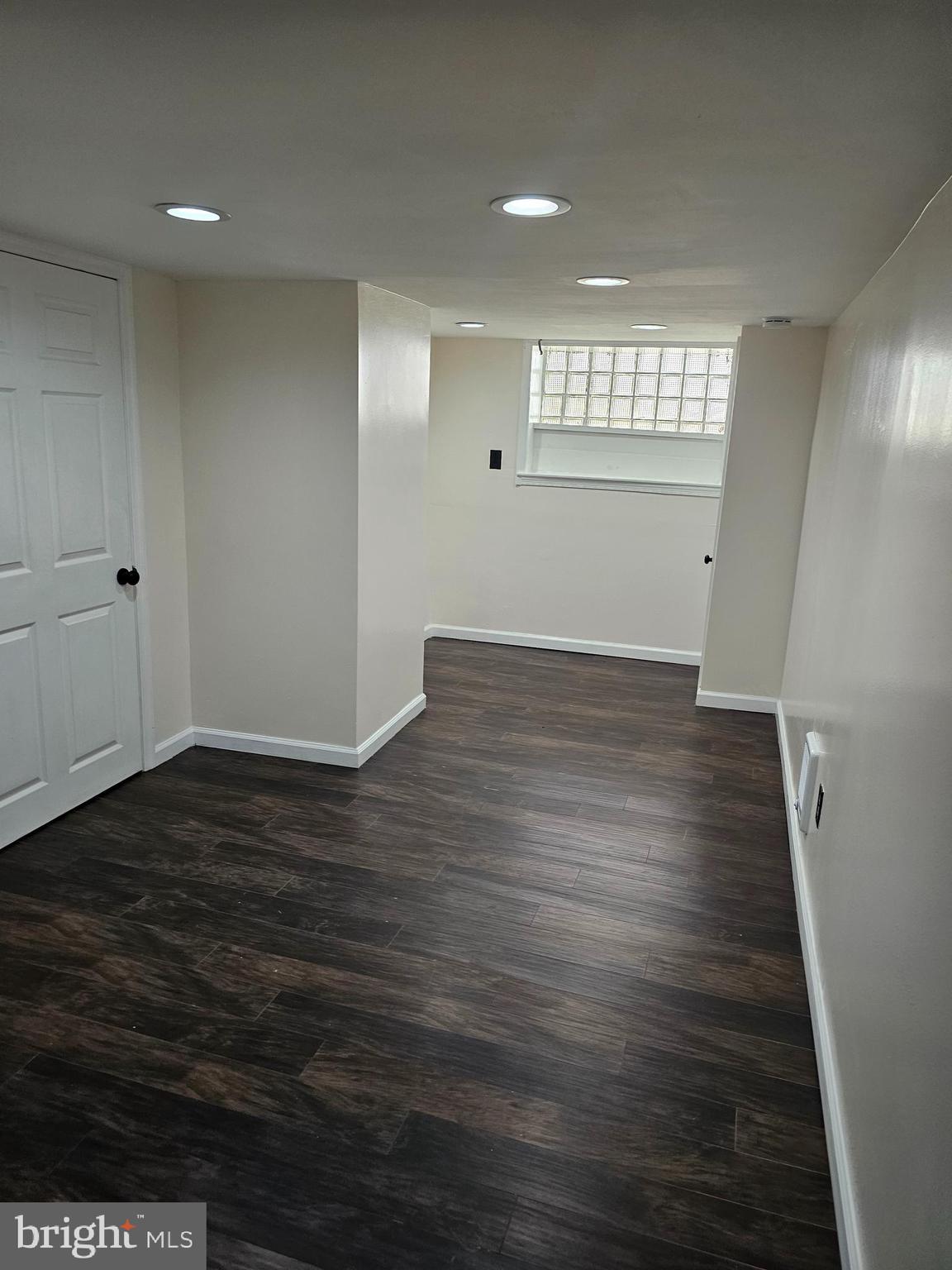 FRANKFORD - Residential Lease