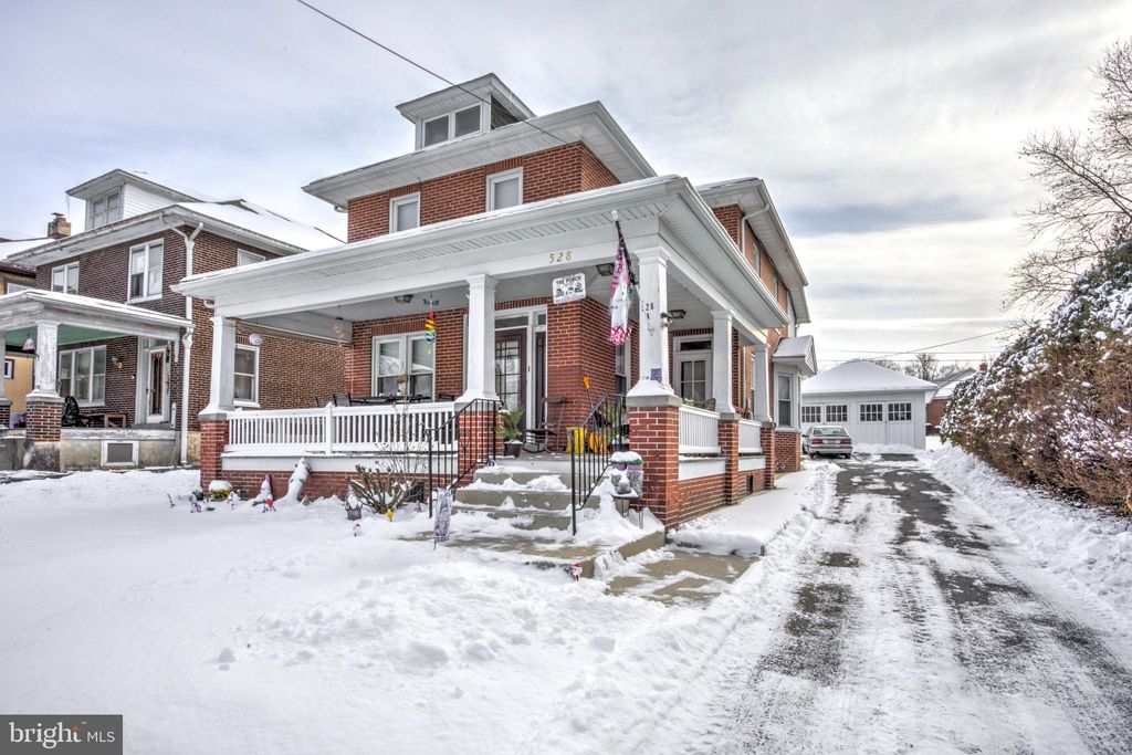 Photo of 528 S State Street, EPHRATA, PA 17522 (MLS # PALA2063210)