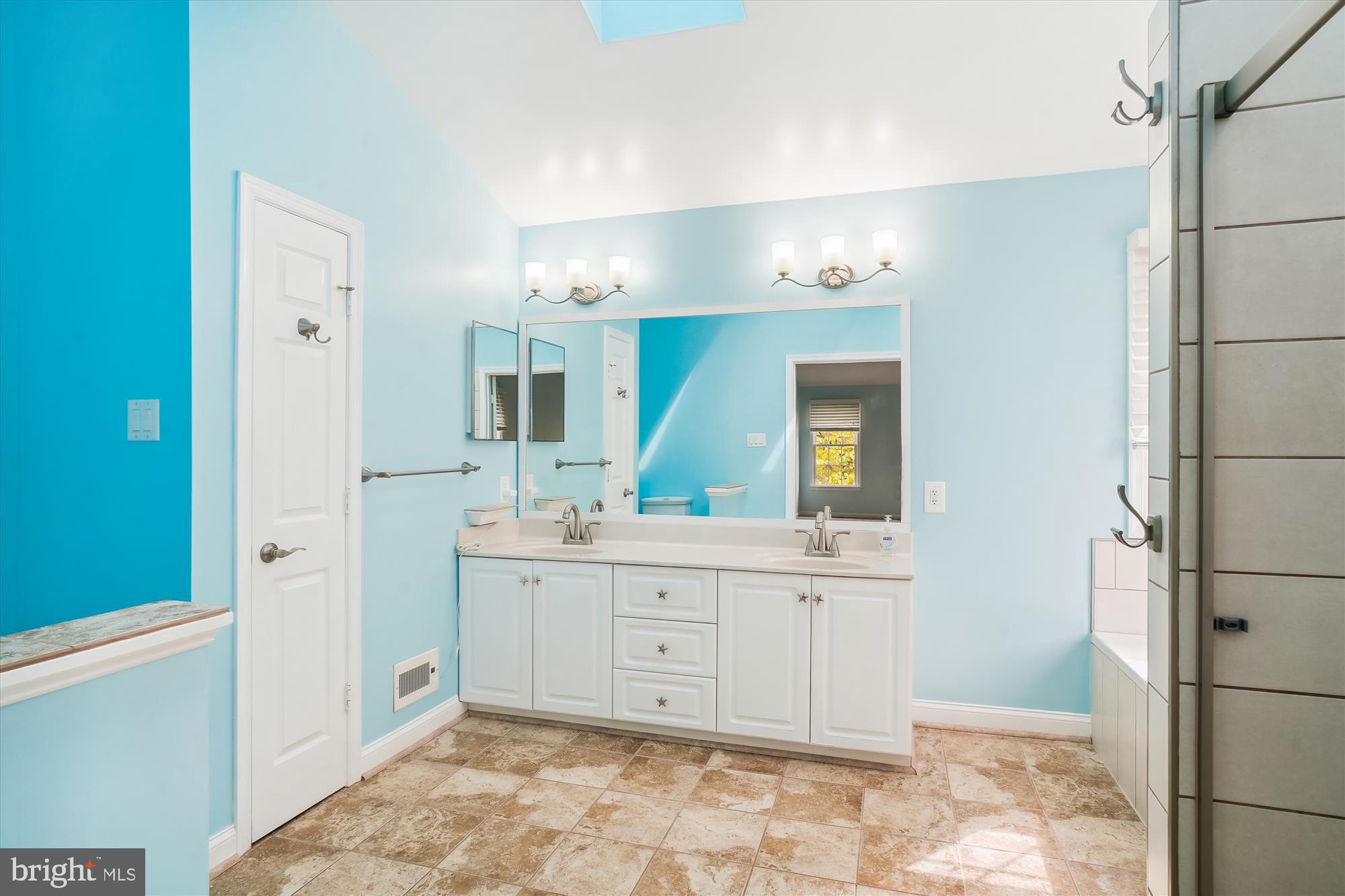 MILESTONE - Residential