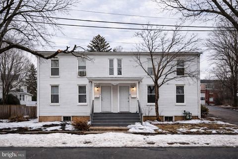 6-8 S GREENWOOD AVENUE HOPEWELL NJ 08525