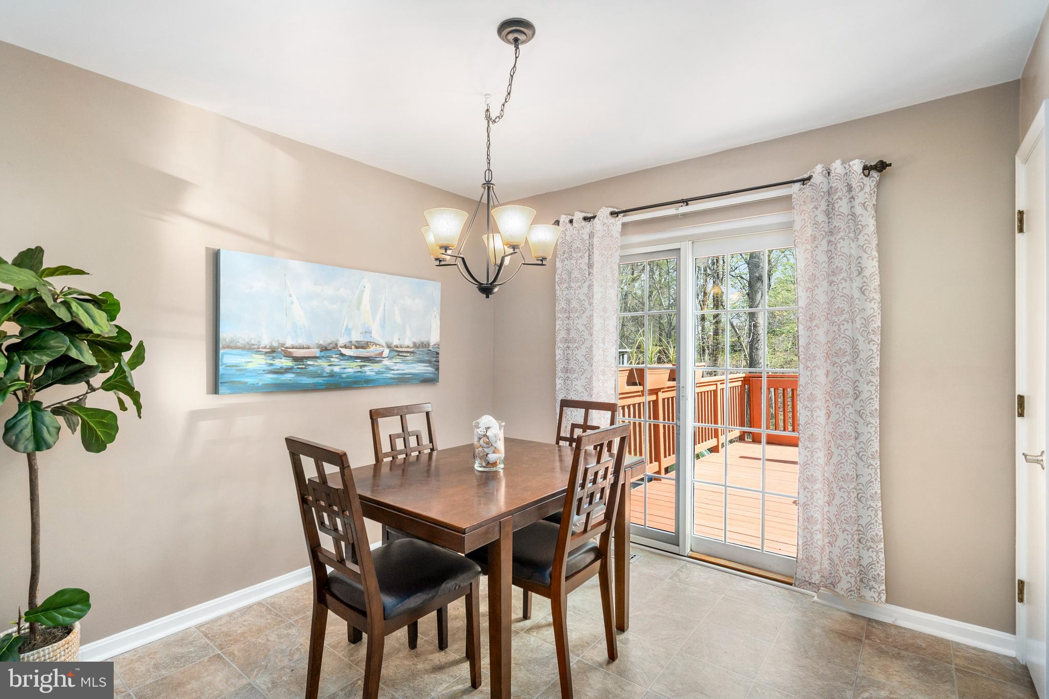 CRISFIELD CROSSING - Residential