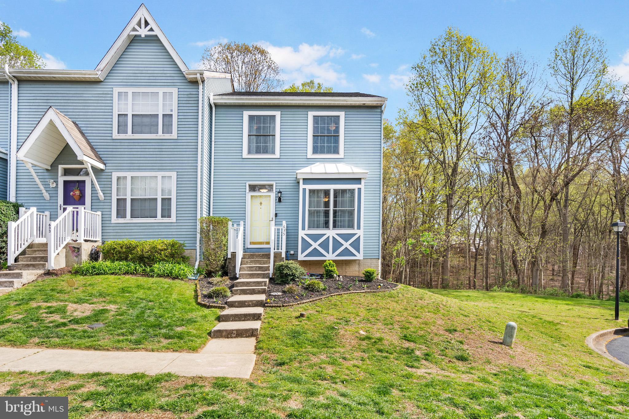 Offer deadline Sunday 3pm. Welcome to 635 Nanticoke Court. This sweet End Unit townhome backs to trees and sits on a private cul de sac. Walk through the front door to be be greeted with open space living, beautiful LVP wood floors, a newly added powder room and remodeled kitchen. As you move through the dining room open the sliding doors step onto a beautiful large deck overlooking the backyard with a gorgeous view. The owners have lovingly updated this home to include new roof in 2018, a newly added powder room on the main level in 2019, Kitchen remodel in 2019, new carpet upstairs in 2025 and so much more. 635 Nanticoke Court offers three bedrooms and 1 large hall bath with a large soaking tub and separate shower. The master bedroom offers cathedral ceilings and his and hers closets with built in organizers. The finished basement offers a half bath and laundry room, plenty of space for family and a walkout to the backyard. 635 Nanticoke Ct. has two assigned parking spaces in front of the home as well as parking in the cul de sac and four adjacent guest parking spaces. There is a community pool that can be joined. This home is convenient to all major routes, shopping, public transportation and so much more. Move in ready and waiting to create new memories with you!