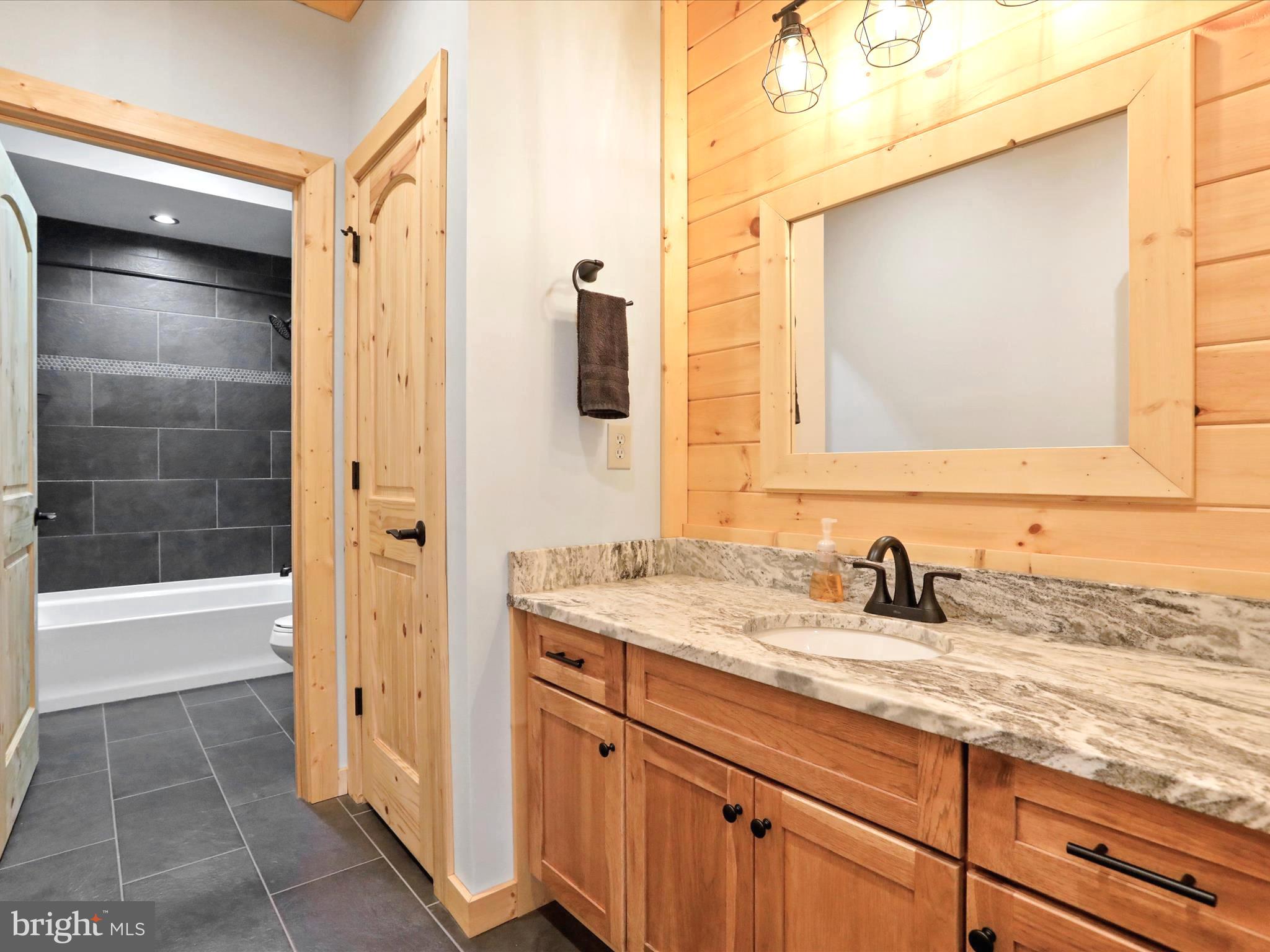 KESECKER KNOLL - Residential