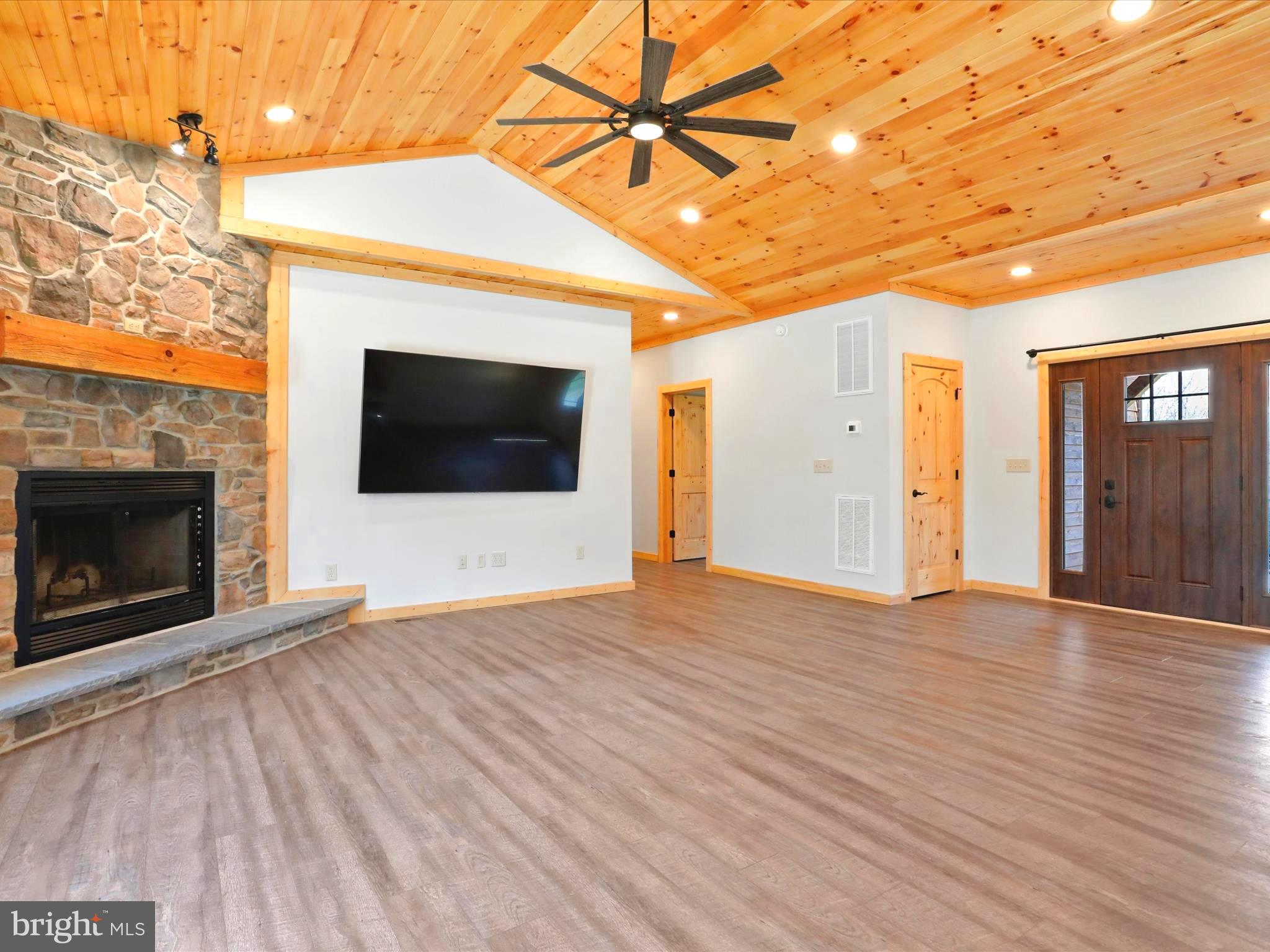 KESECKER KNOLL - Residential