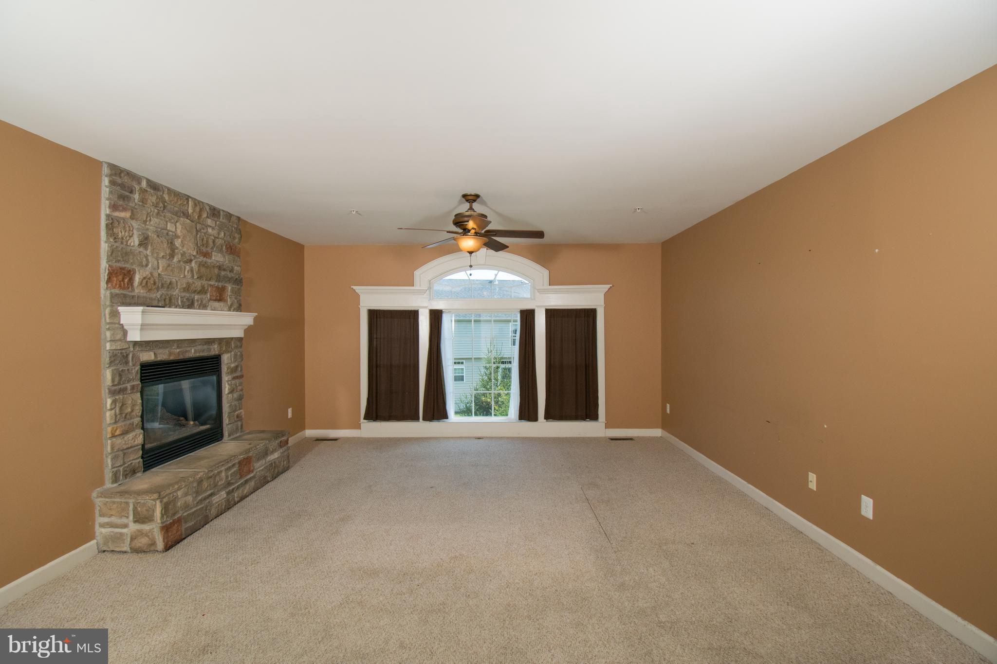 MARLBORO RIDING-PLAT 1> - Residential