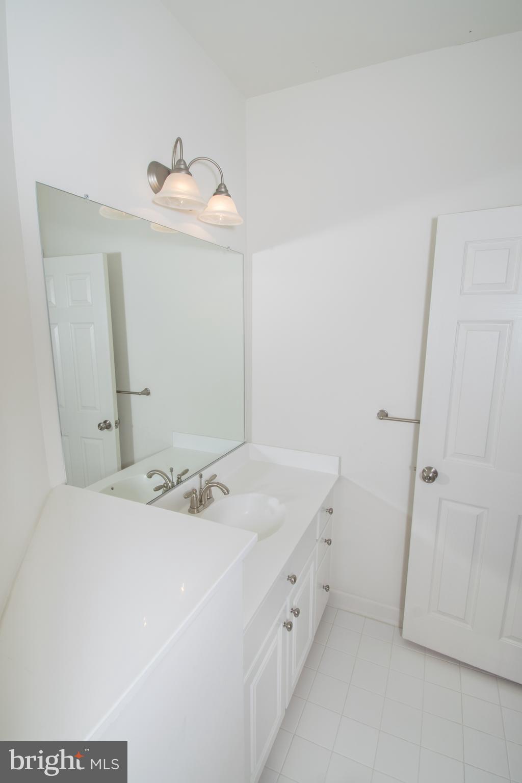 MARLBORO RIDING-PLAT 1> - Residential