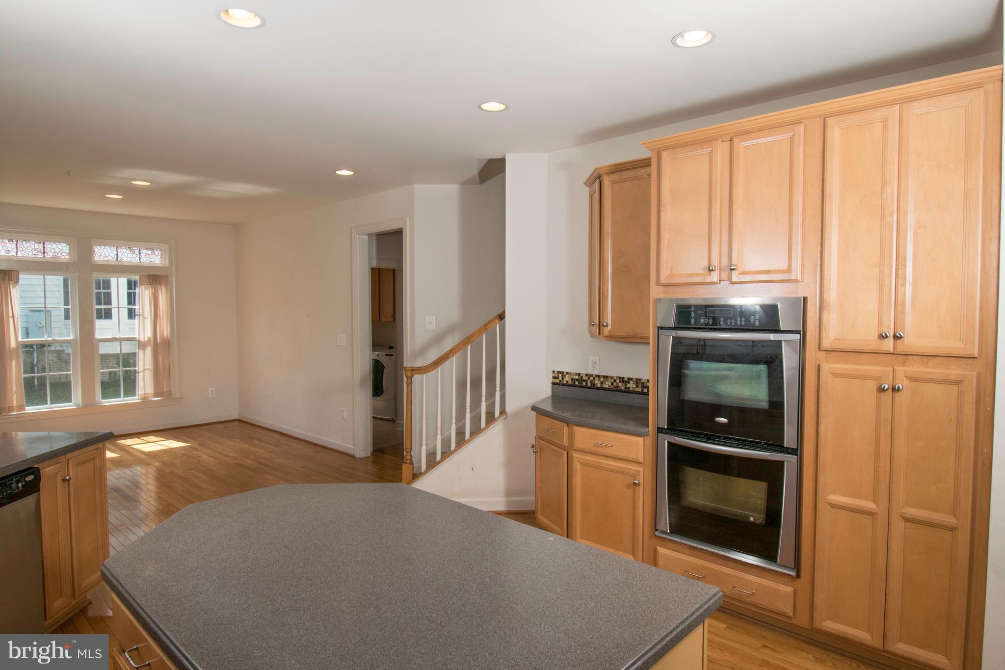 MARLBORO RIDING-PLAT 1> - Residential