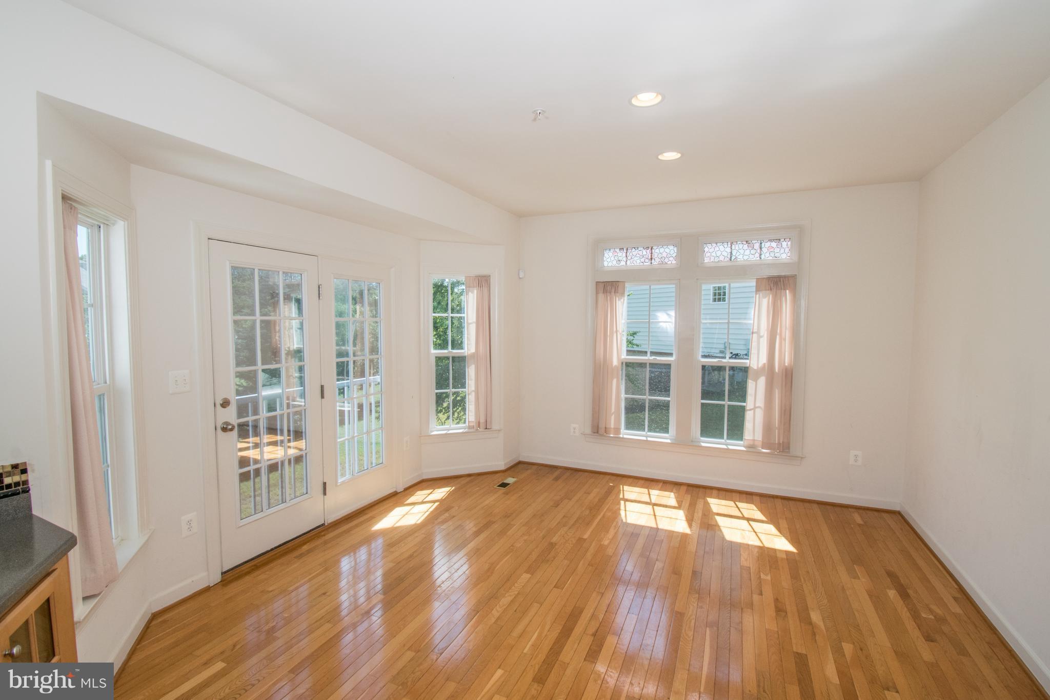 MARLBORO RIDING-PLAT 1> - Residential