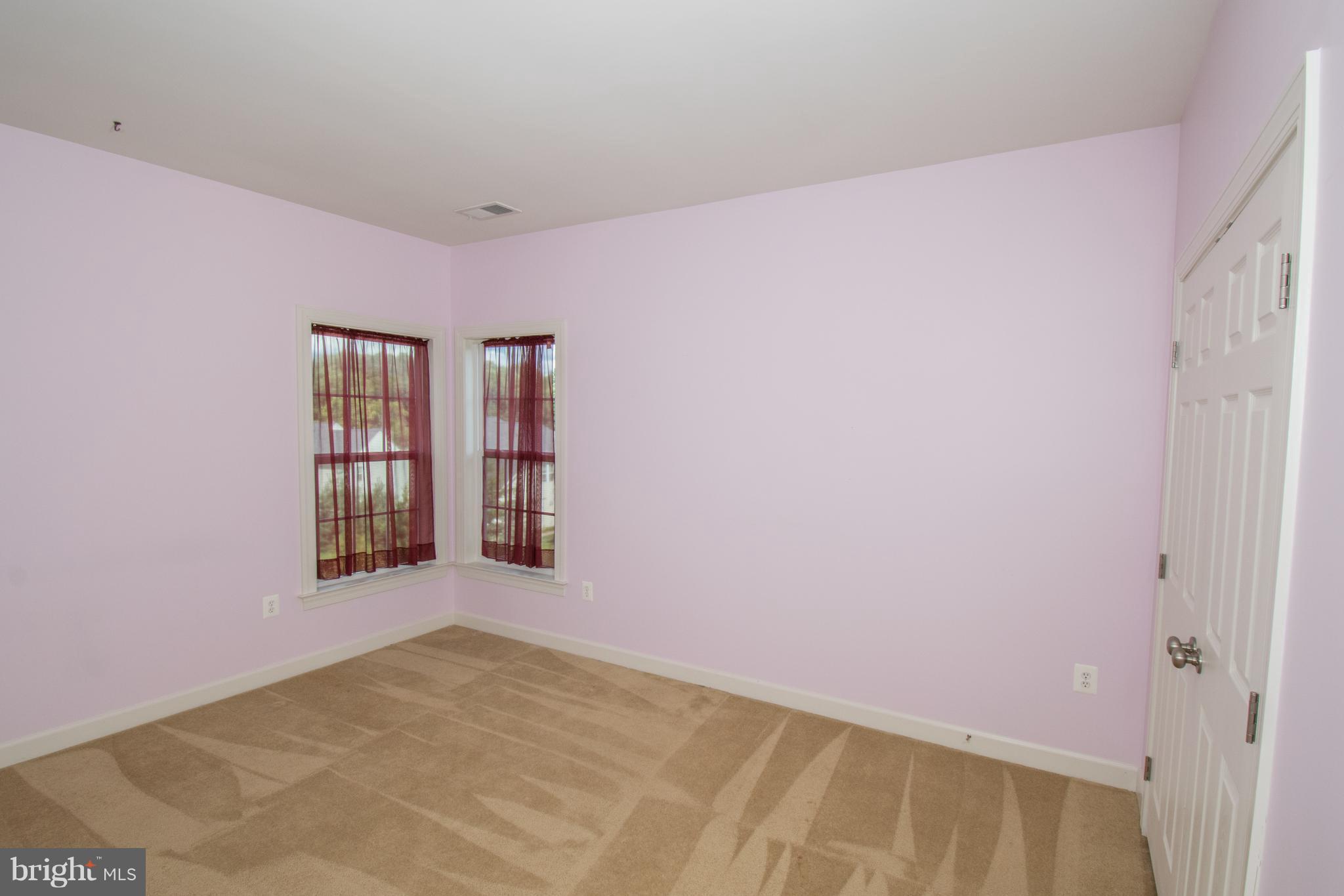 MARLBORO RIDING-PLAT 1> - Residential