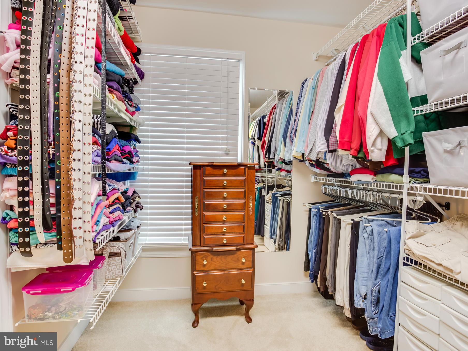 RIDGE POINTE - Residential