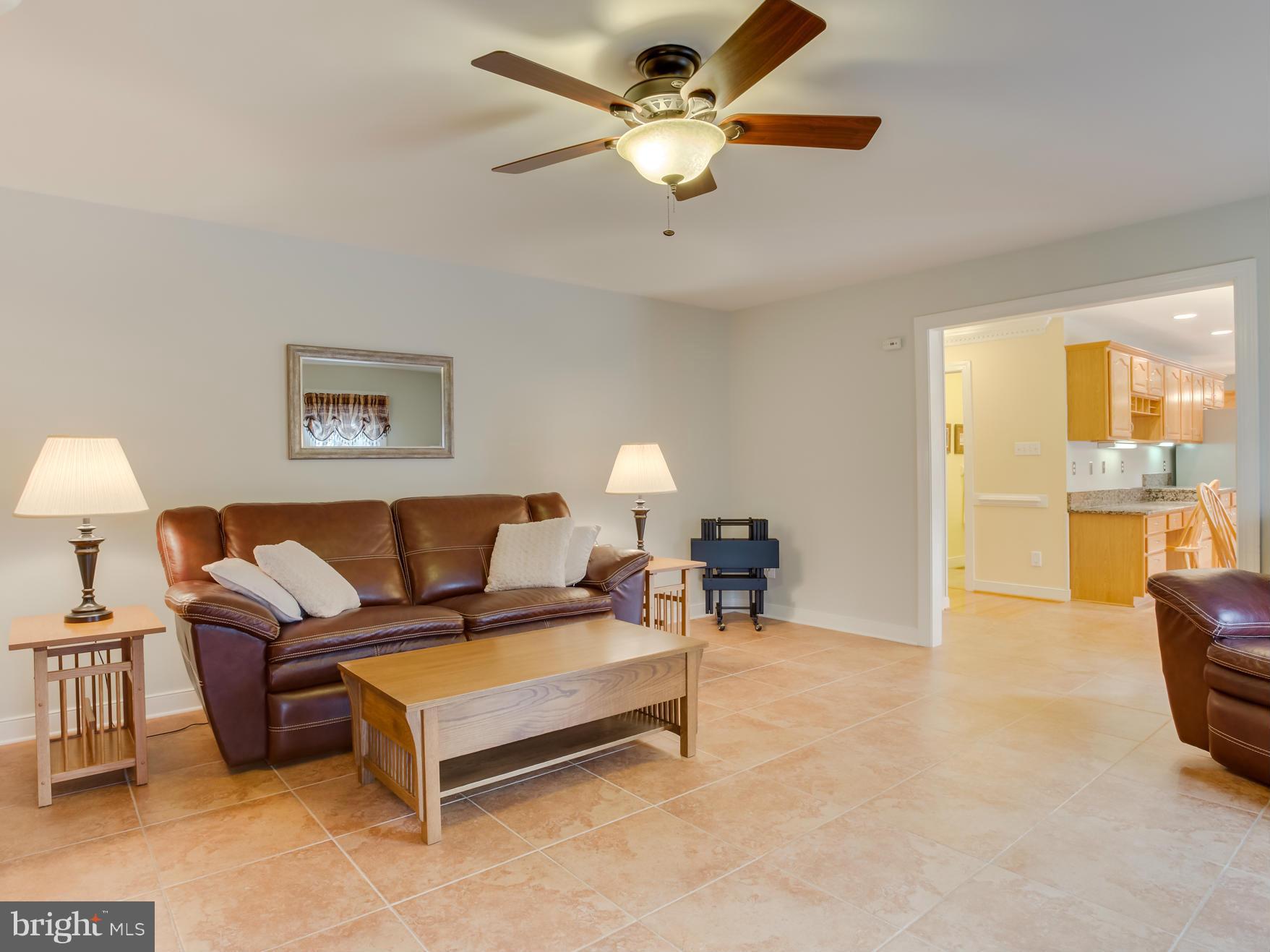 RIDGE POINTE - Residential