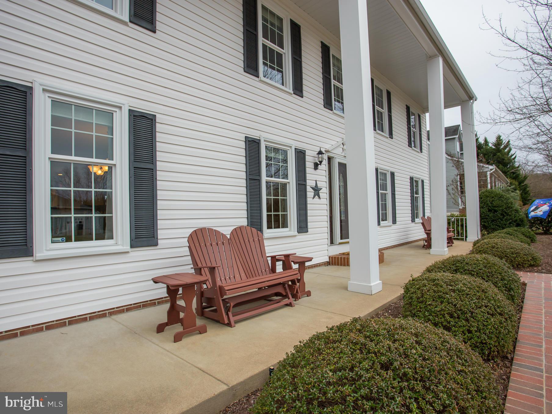 RIDGE POINTE - Residential