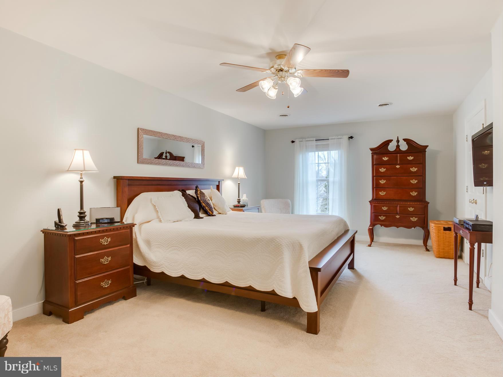 RIDGE POINTE - Residential