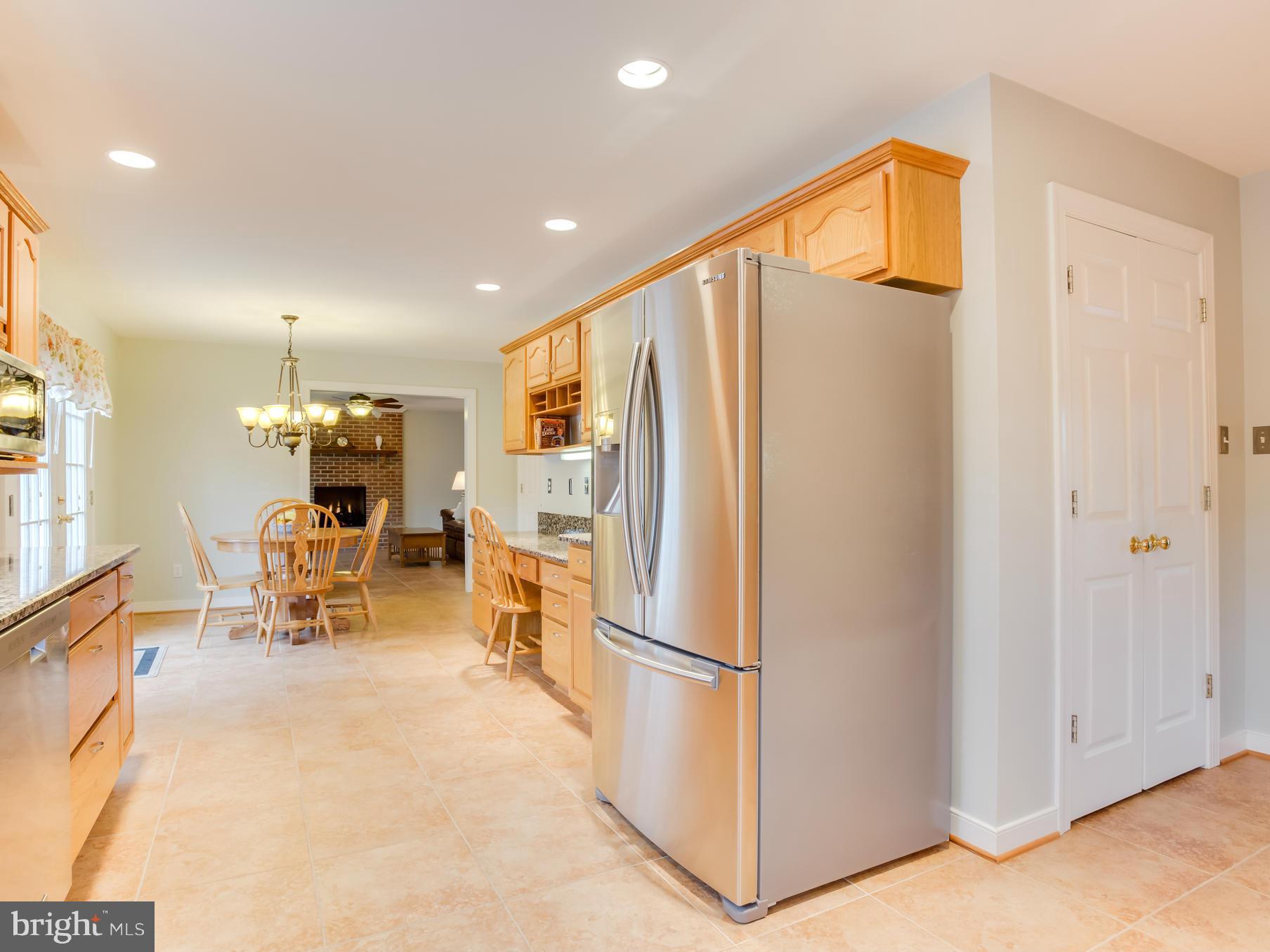 RIDGE POINTE - Residential