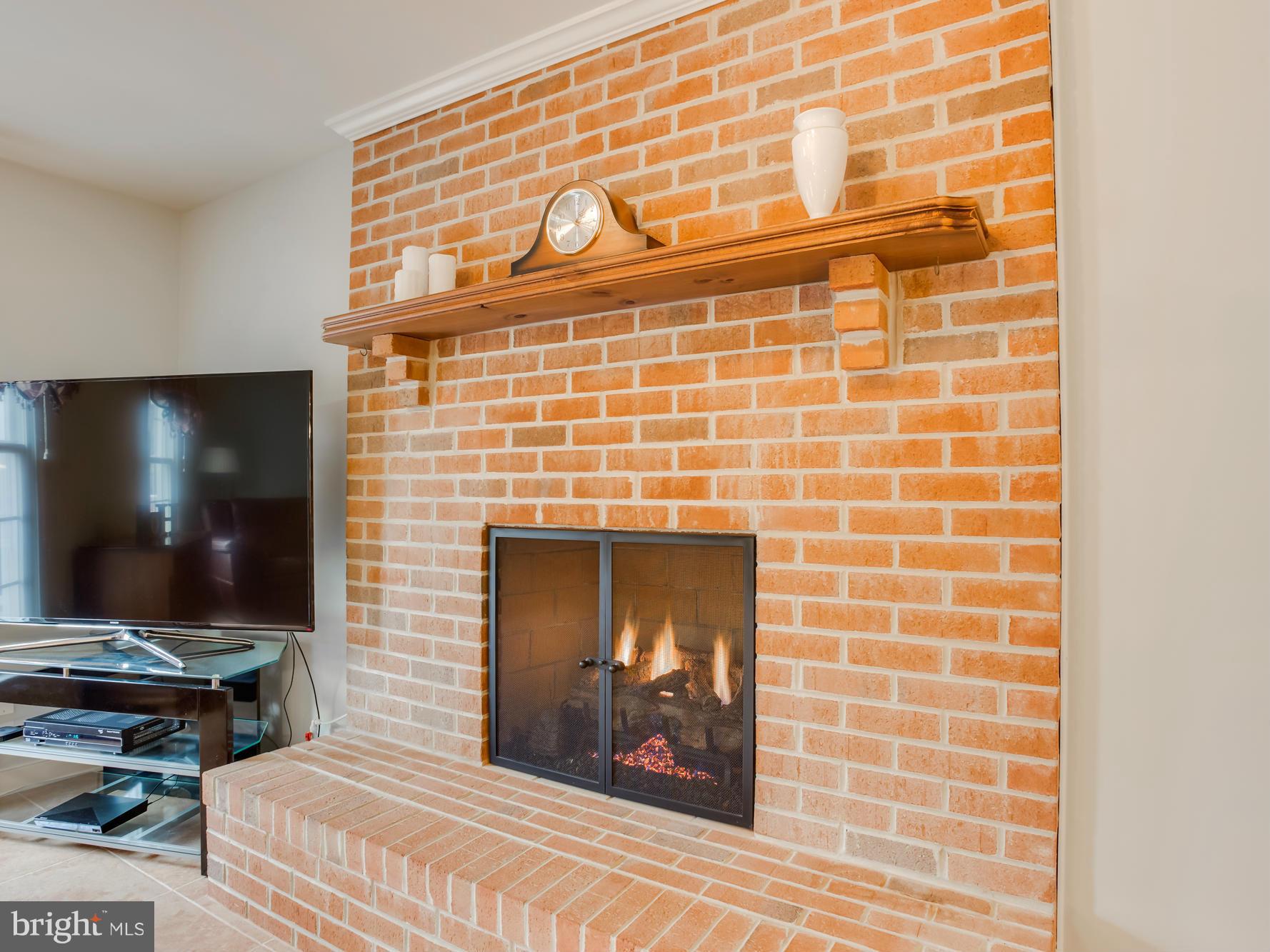 RIDGE POINTE - Residential