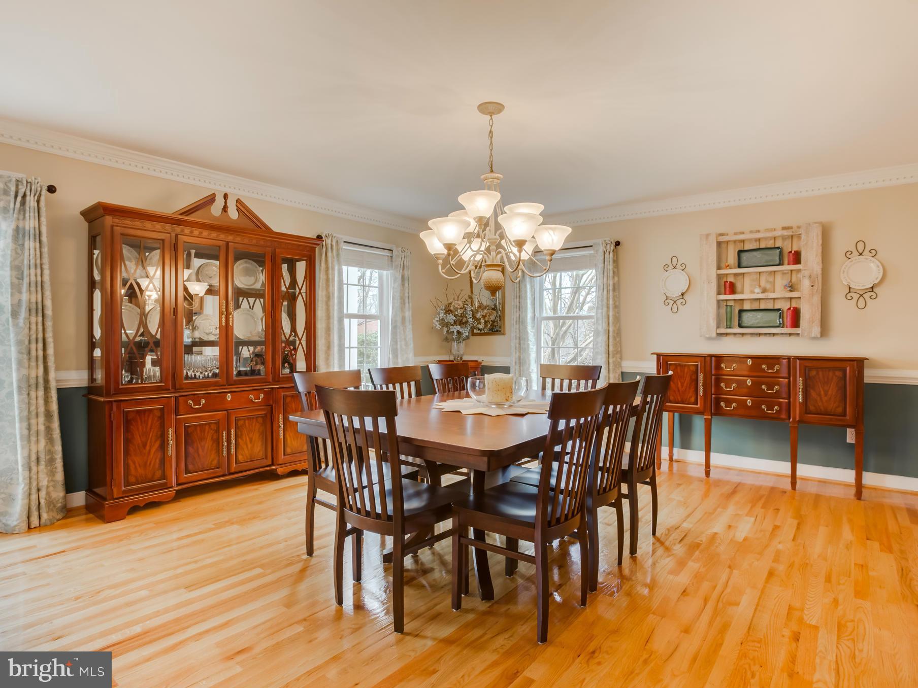 RIDGE POINTE - Residential