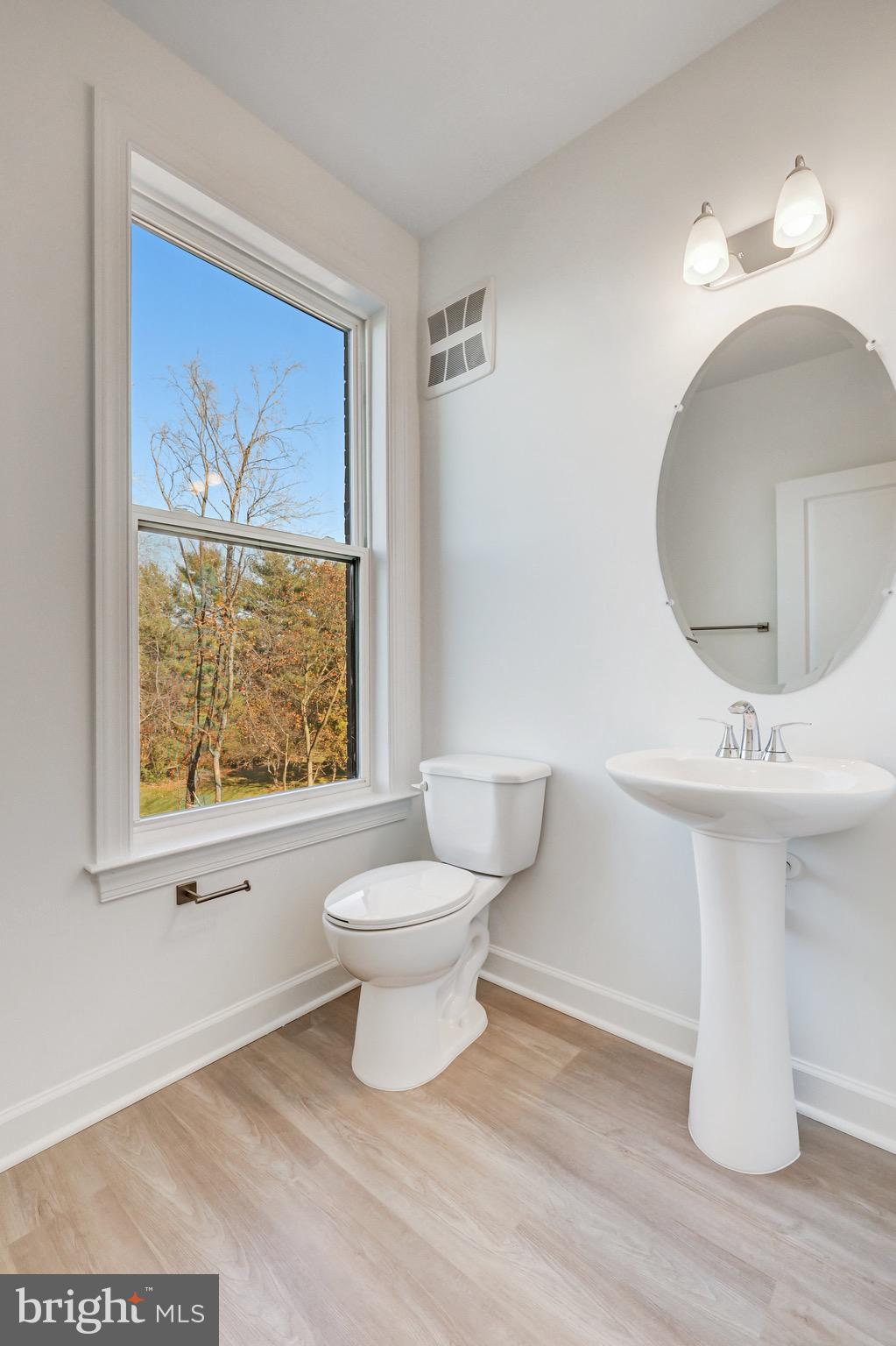 THE BOULEVARDS AT WESTFIELDS - Residential Lease