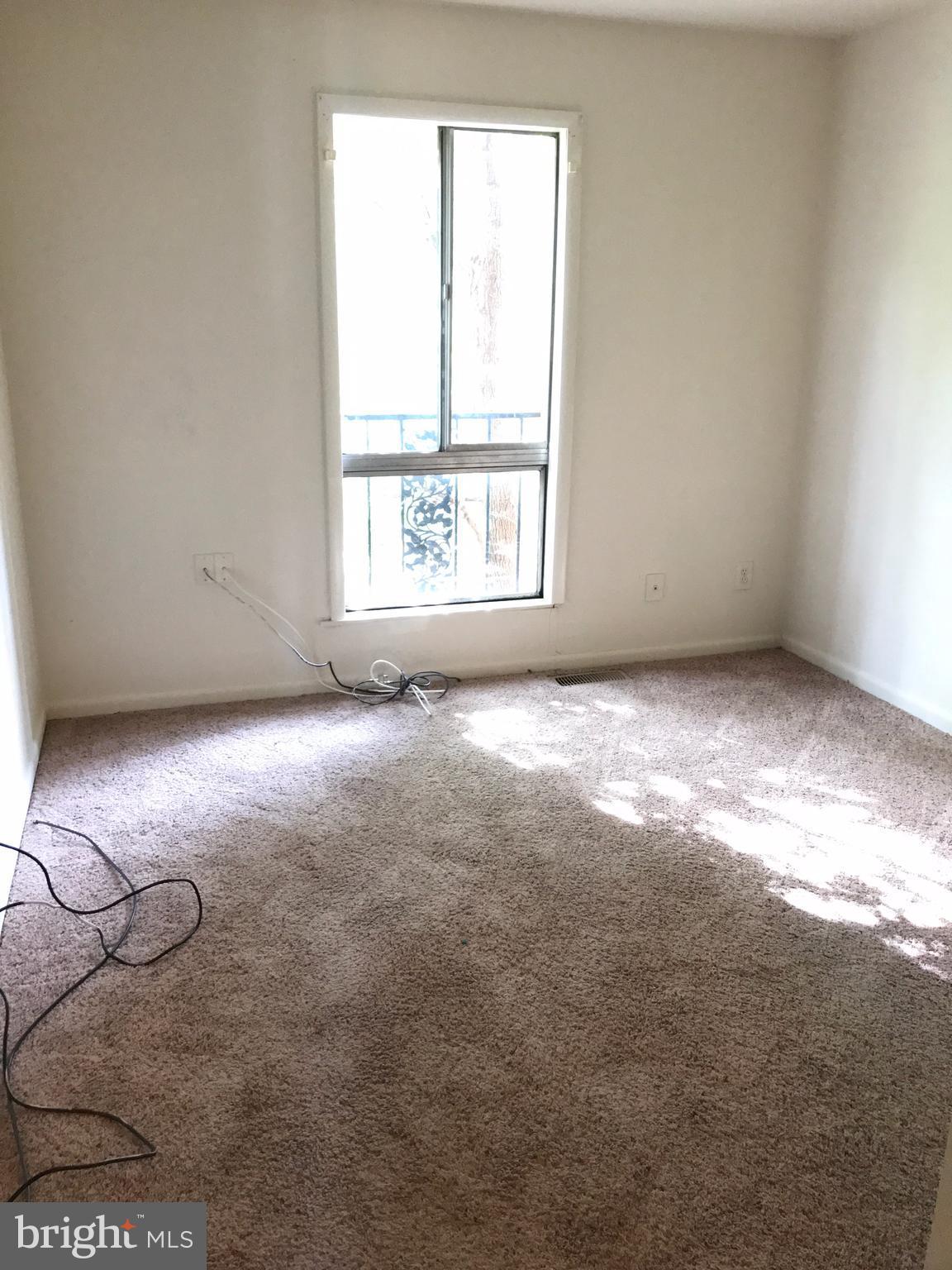 STAFFORD OAKS - Residential Lease