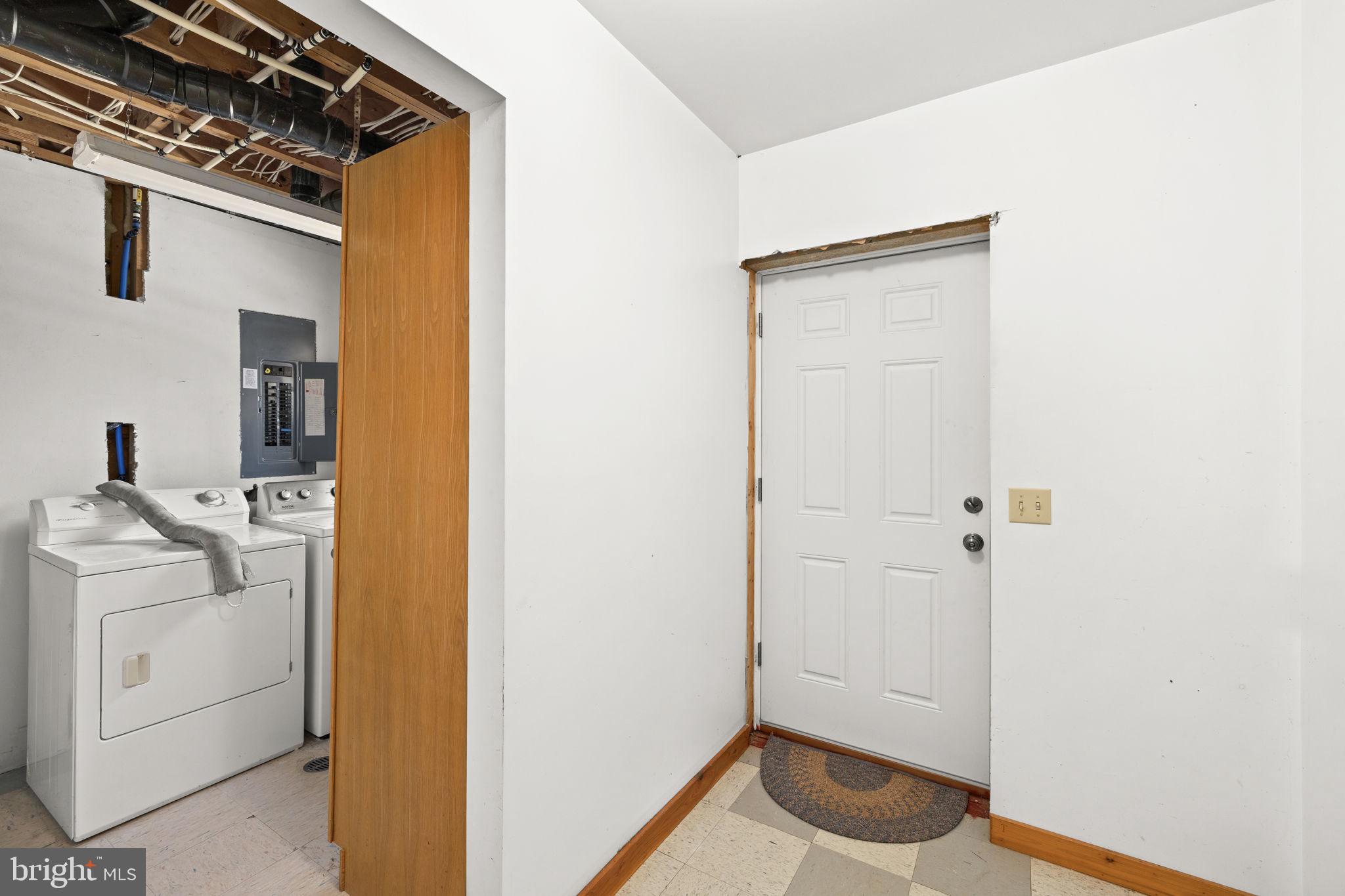 COOKS CREEK ESTATES - Residential