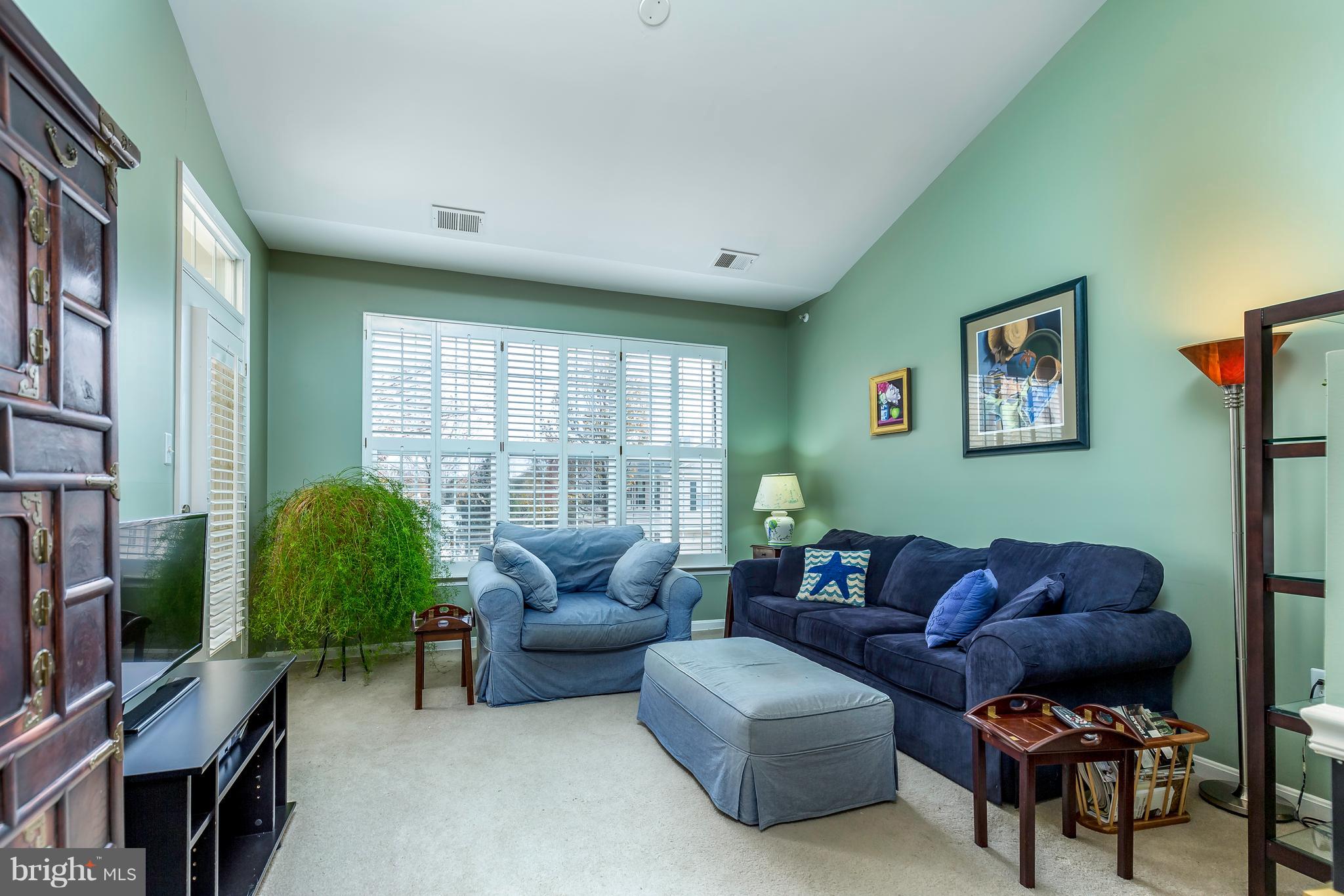 SUTTON RIDGE - Residential