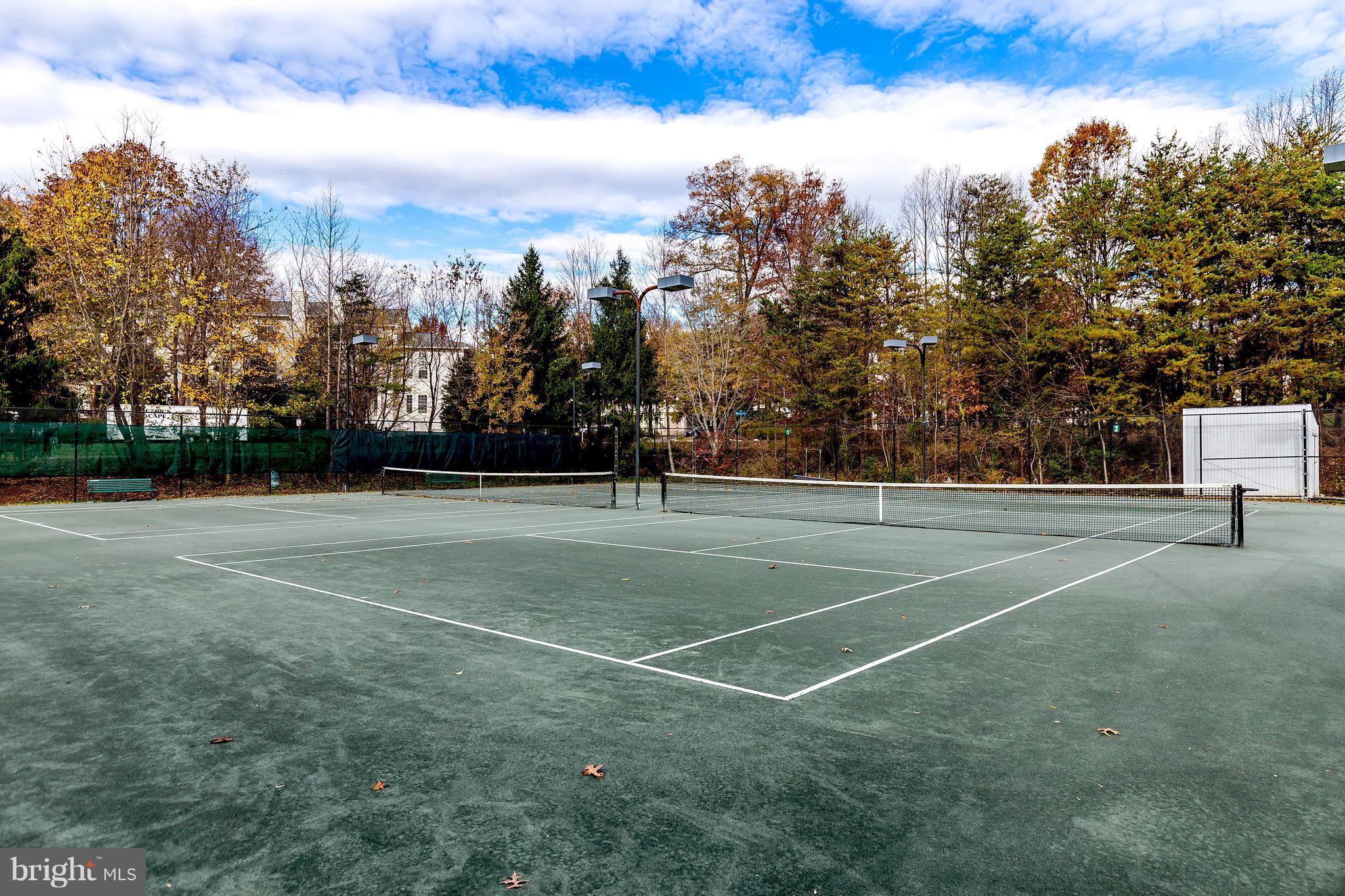 SUTTON RIDGE - Residential