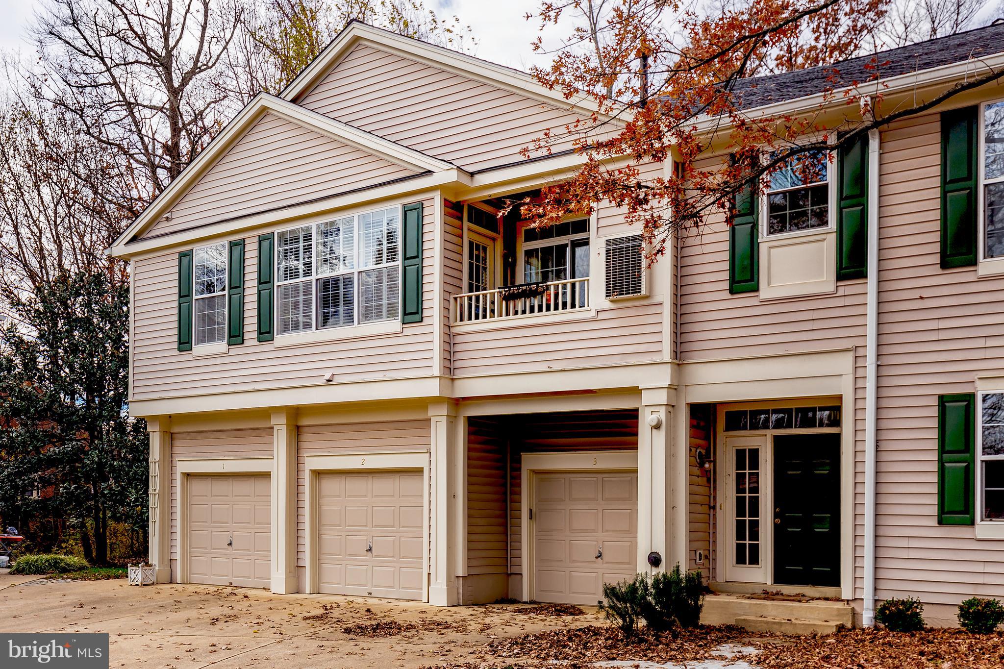 SUTTON RIDGE - Residential