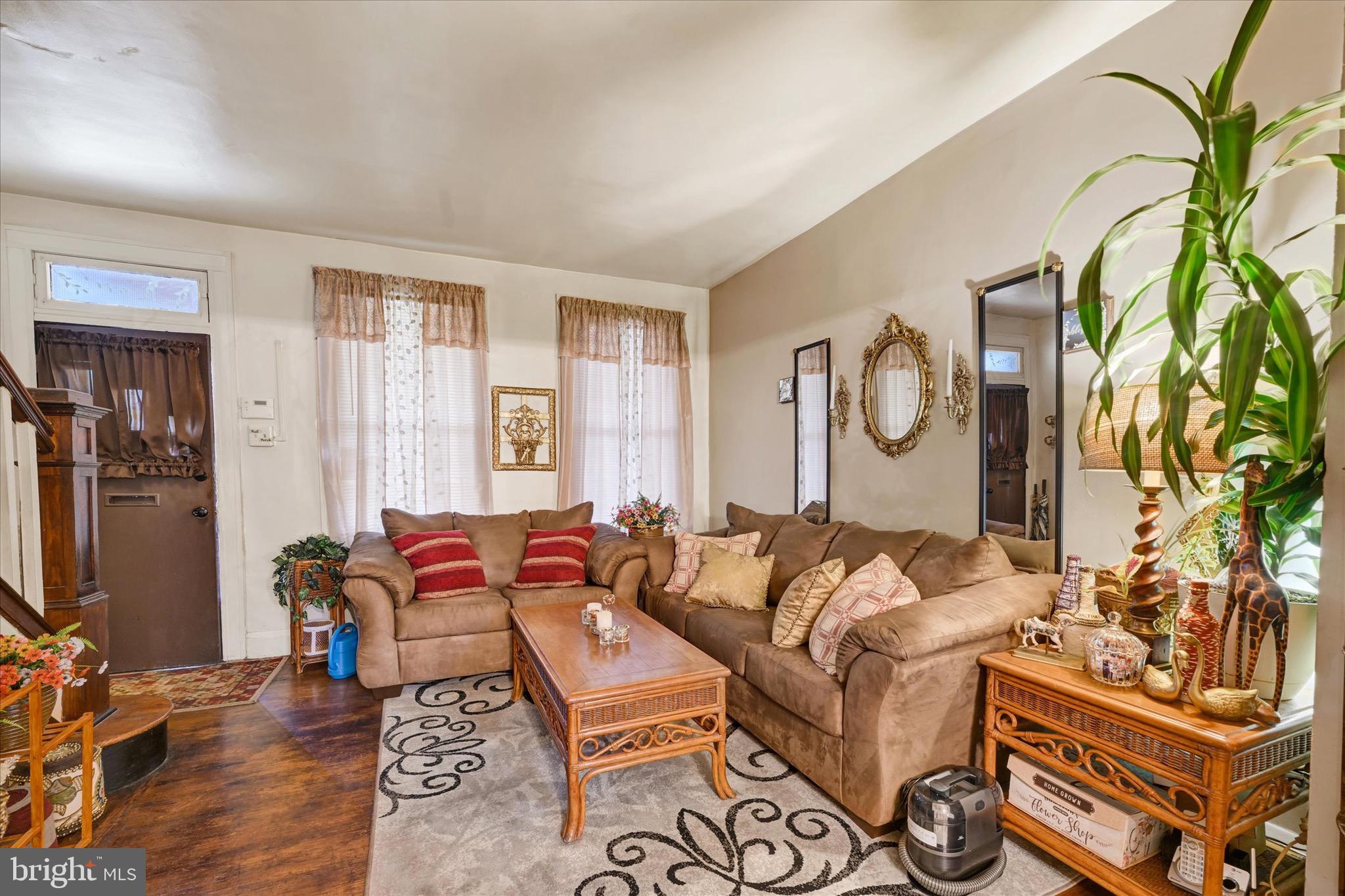 SAINT JOSEPHS - Residential