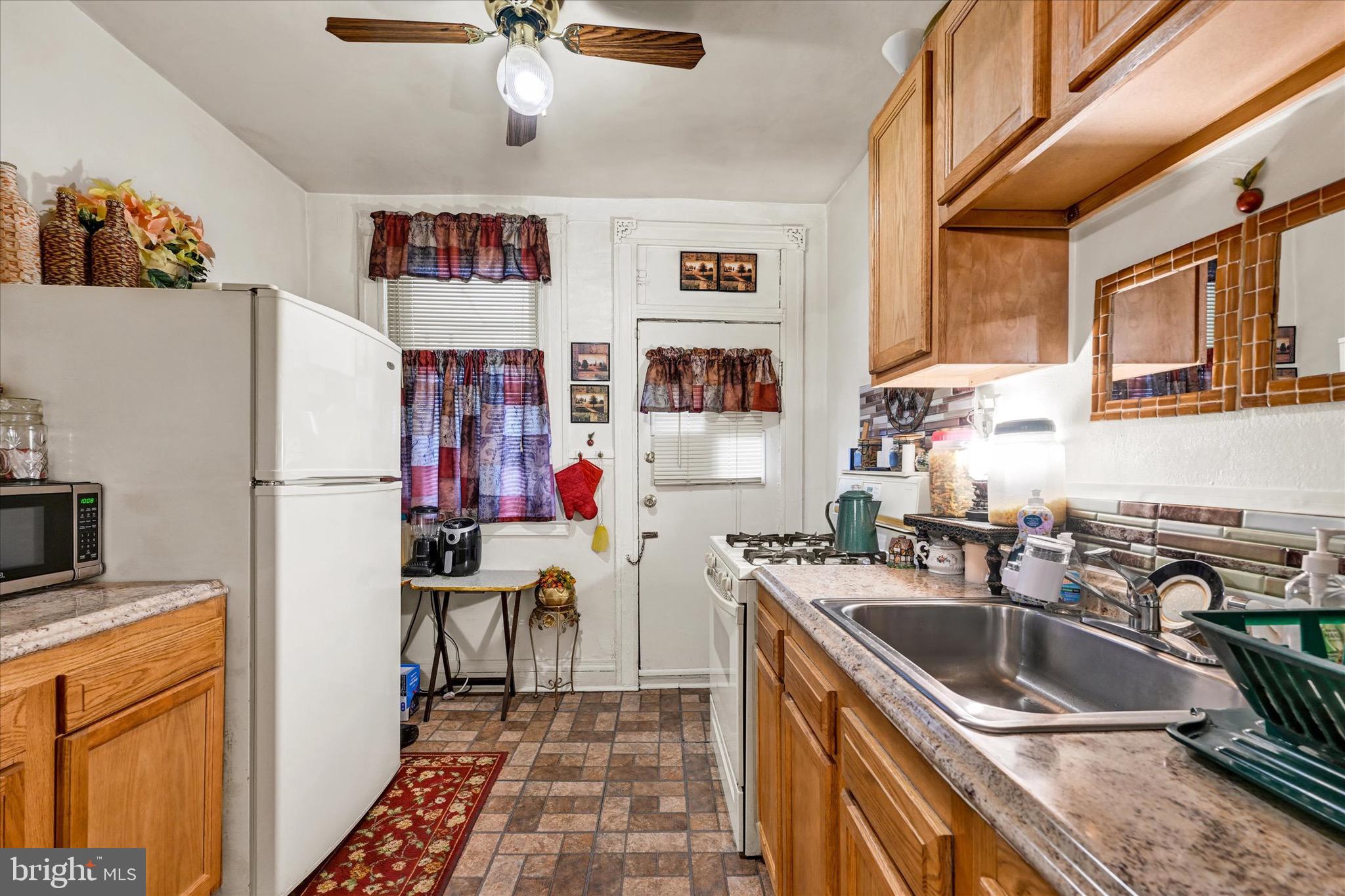 SAINT JOSEPHS - Residential