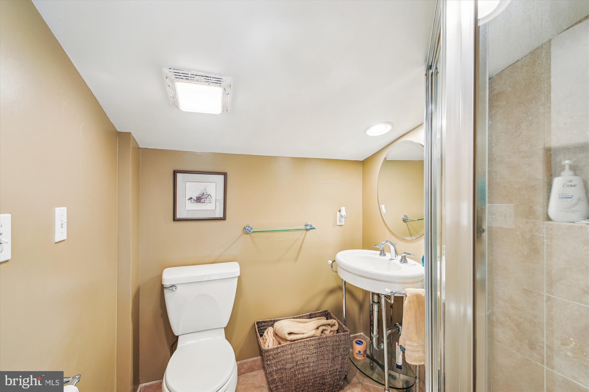 SEA COLONY EAST - Residential