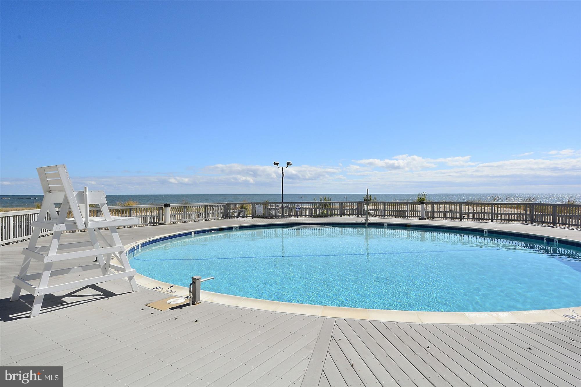 SEA COLONY EAST - Residential