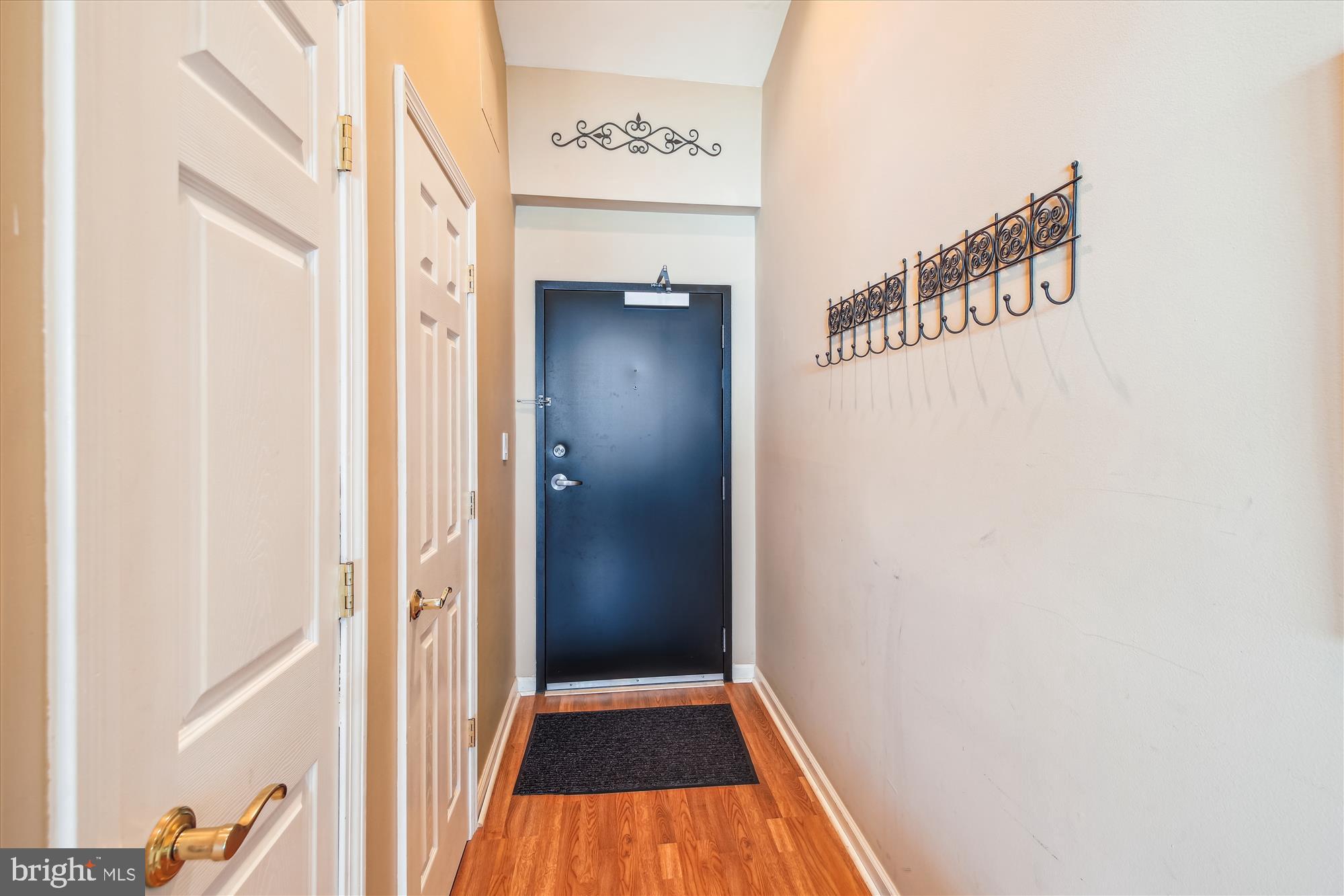 SEA COLONY EAST - Residential