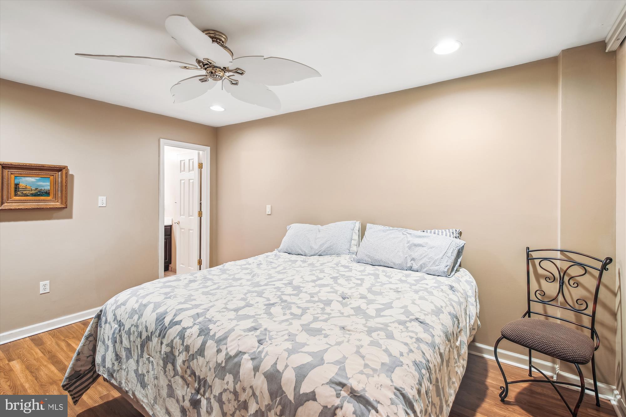 SEA COLONY EAST - Residential