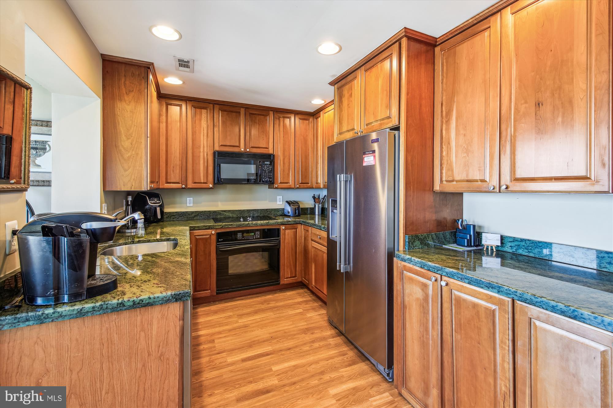 SEA COLONY EAST - Residential