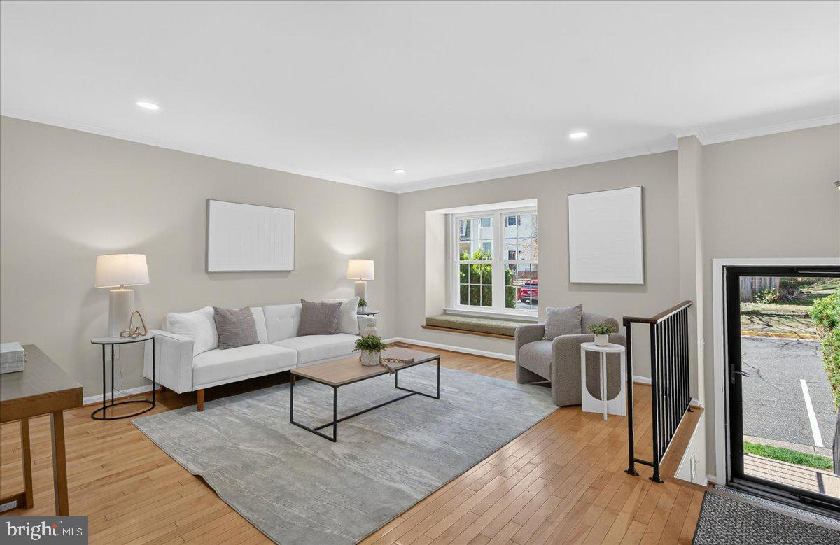 6163 FOREST CREEK LANE