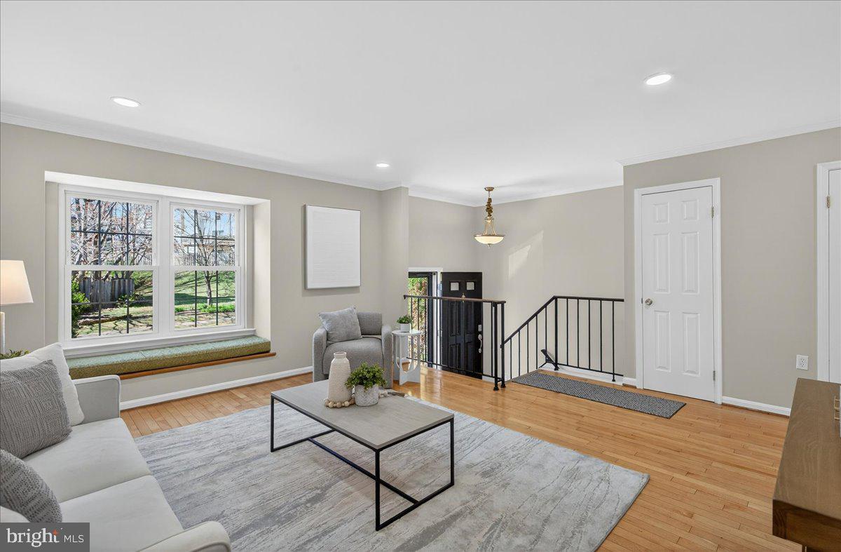 6163 FOREST CREEK LANE