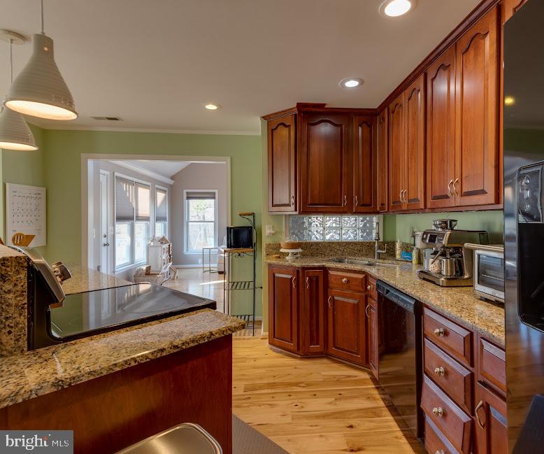 LANDINGS AT PINEY POINT - Residential